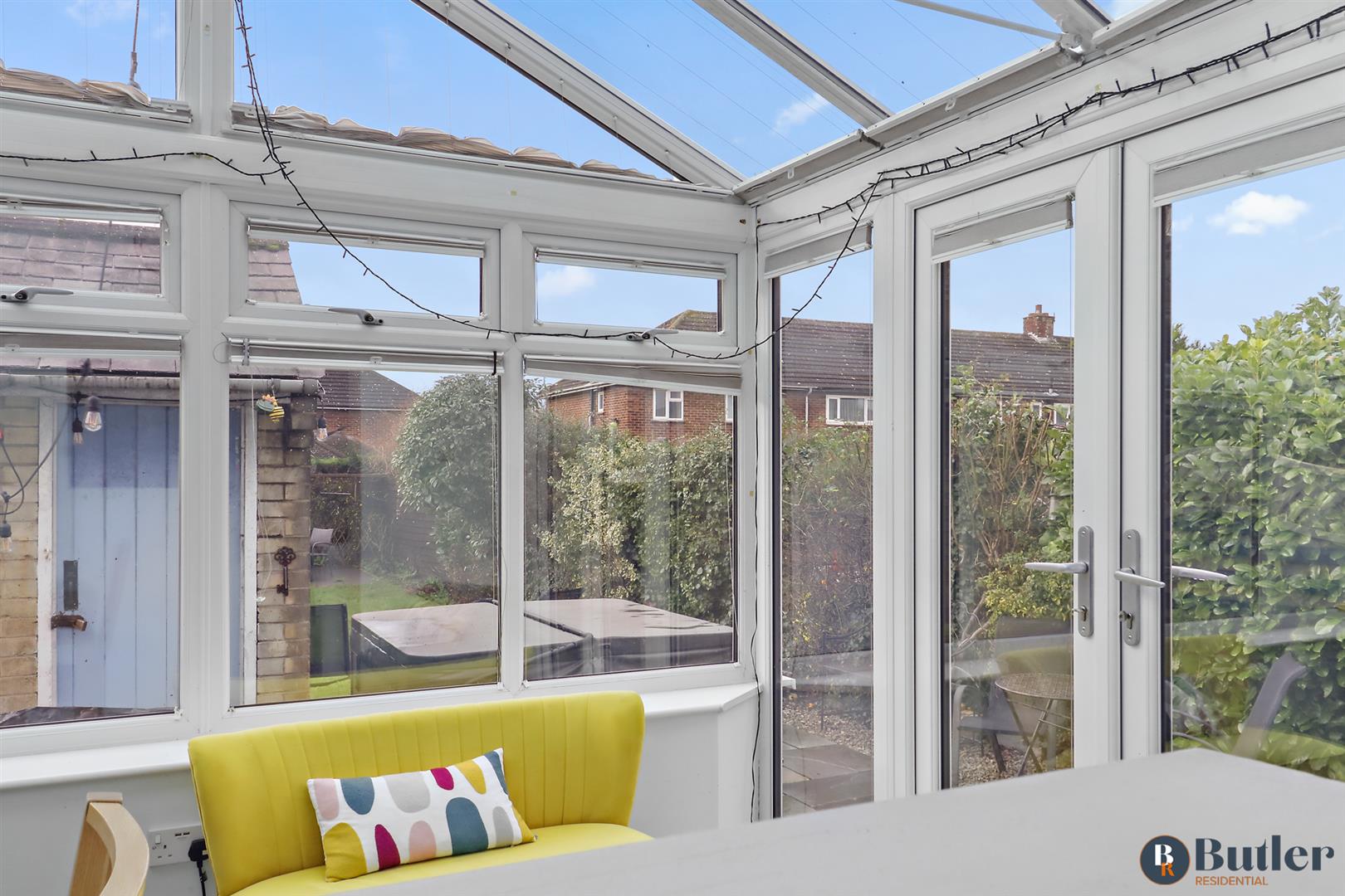 3 bed semi-detached house for sale in Queens Road, Sandy 8