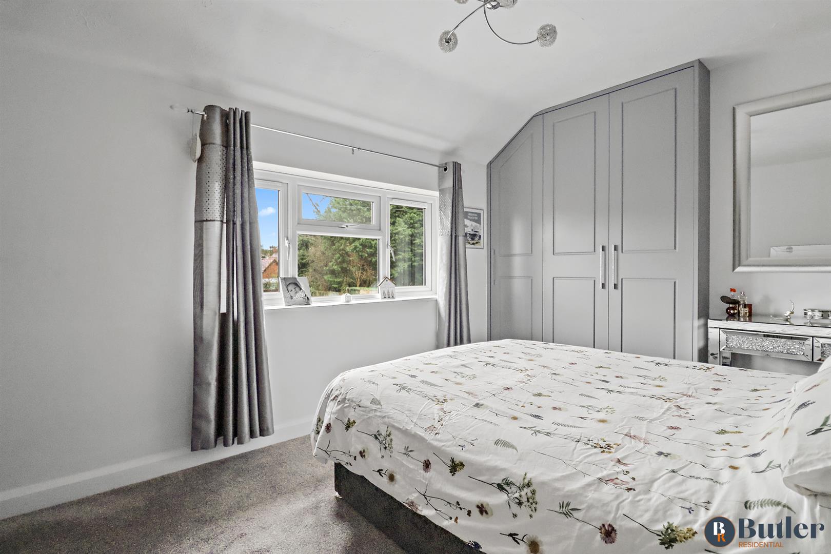 3 bed semi-detached house for sale in Queens Road, Sandy 14