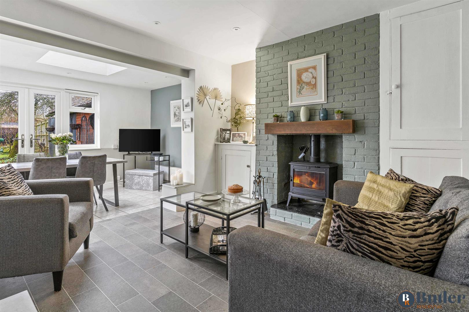 3 bed semi-detached house for sale in Aston End Road, Stevenage 5