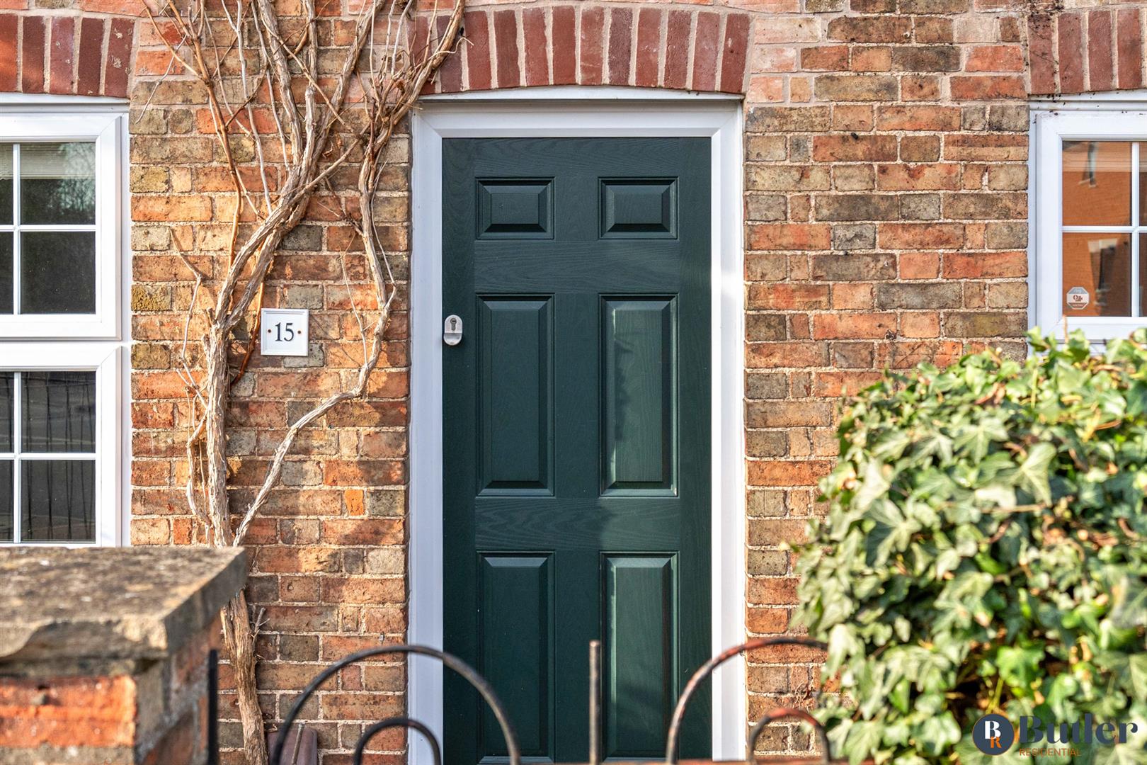 3 bed detached house for sale in Bedford Road, Bedford 1