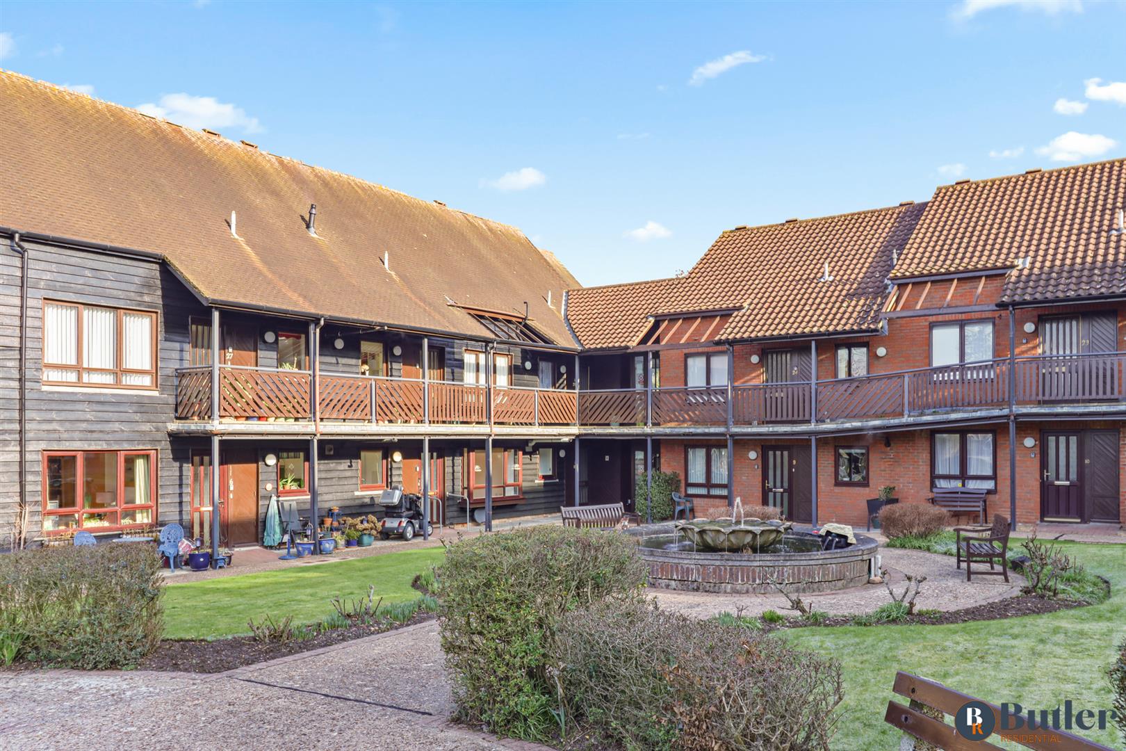 2 bed retirement property for sale in The Mews, Letchworth Garden City  - Property Image 18