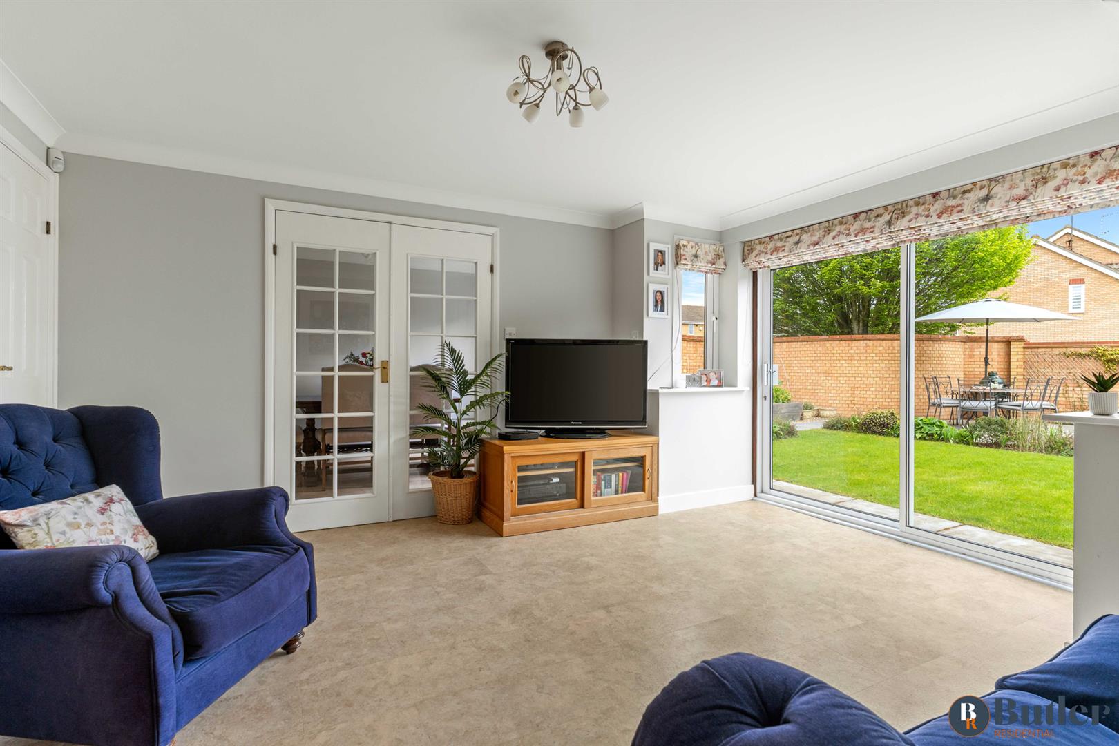 4 bed detached house for sale in Minerva Close, Stevenage 7