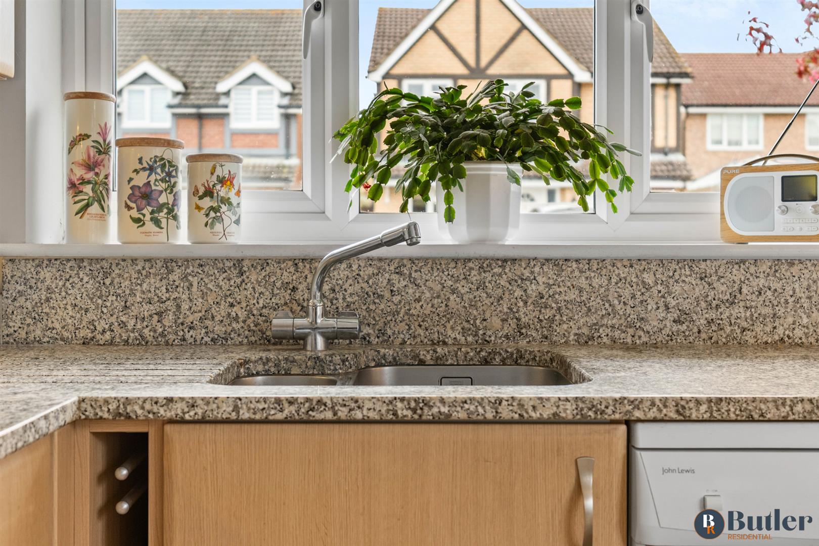 4 bed detached house for sale in Minerva Close, Stevenage  - Property Image 17