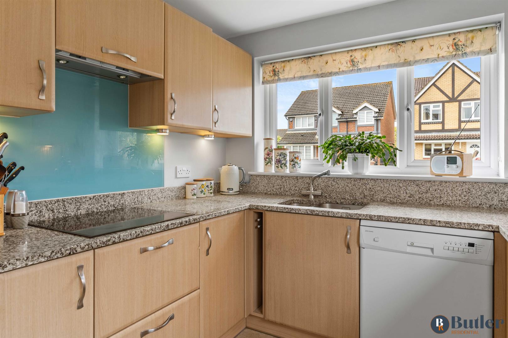 4 bed detached house for sale in Minerva Close, Stevenage 17