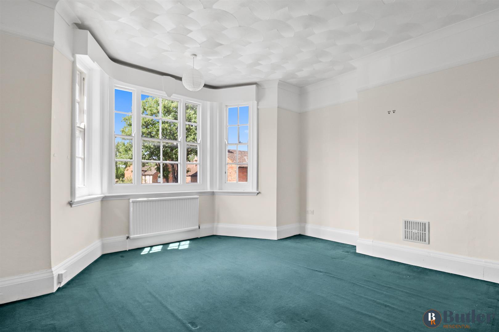 4 bed semi-detached house for sale in Shaftesbury Avenue, Bedford  - Property Image 17