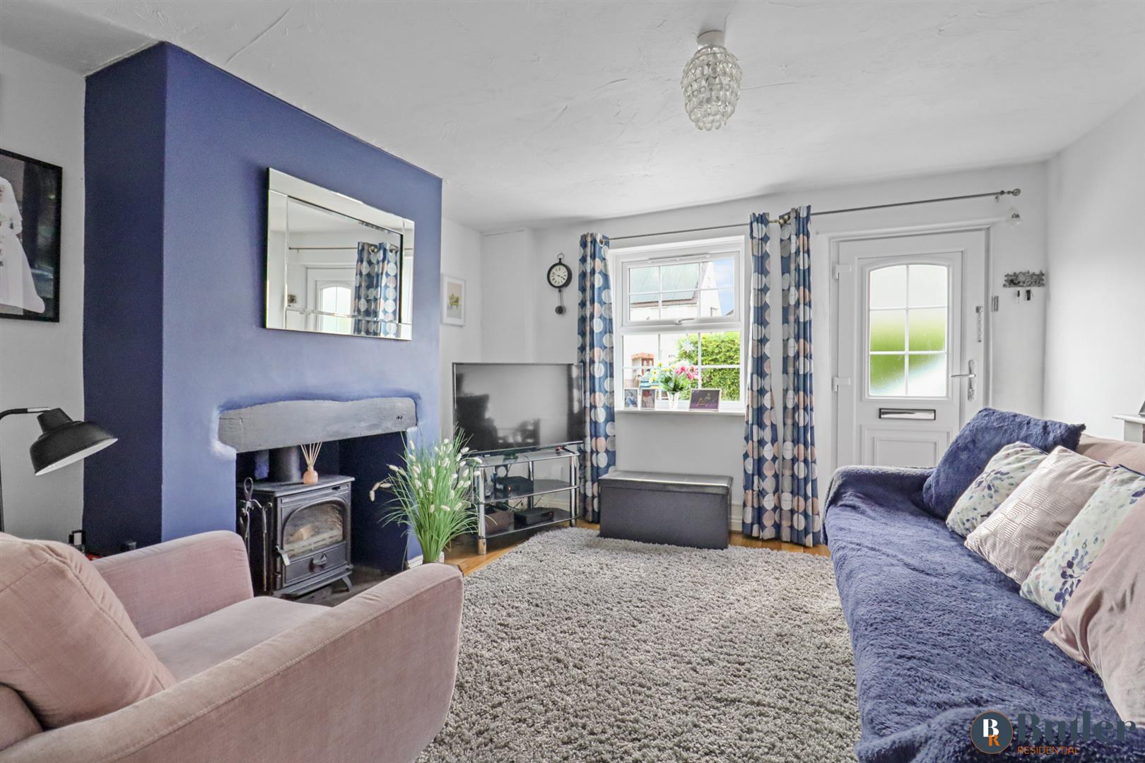 2 bed terraced house for sale in Common Road, Hitchin  - Property Image 7