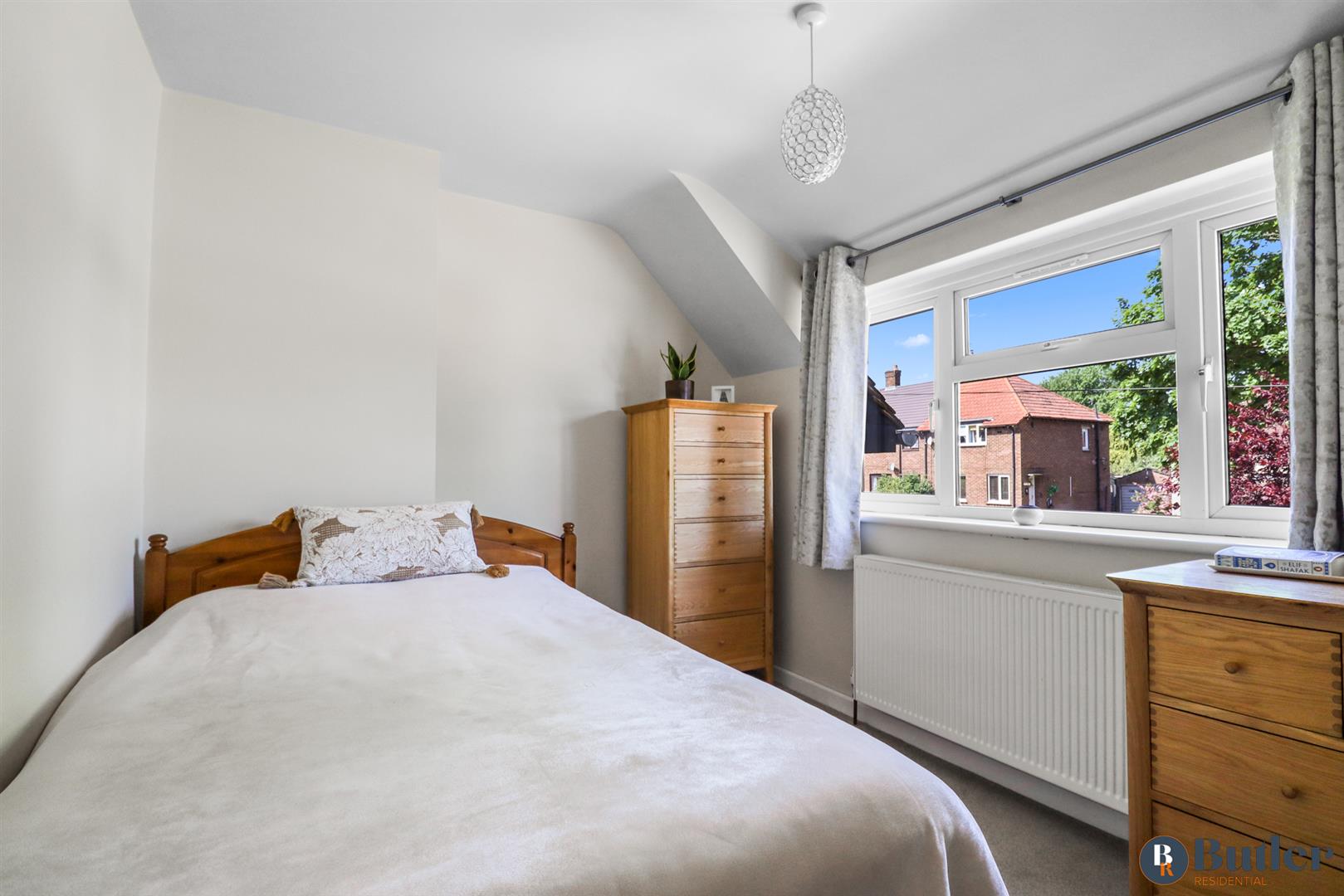 3 bed semi-detached house for sale in Mullway, Letchworth Garden City  - Property Image 19