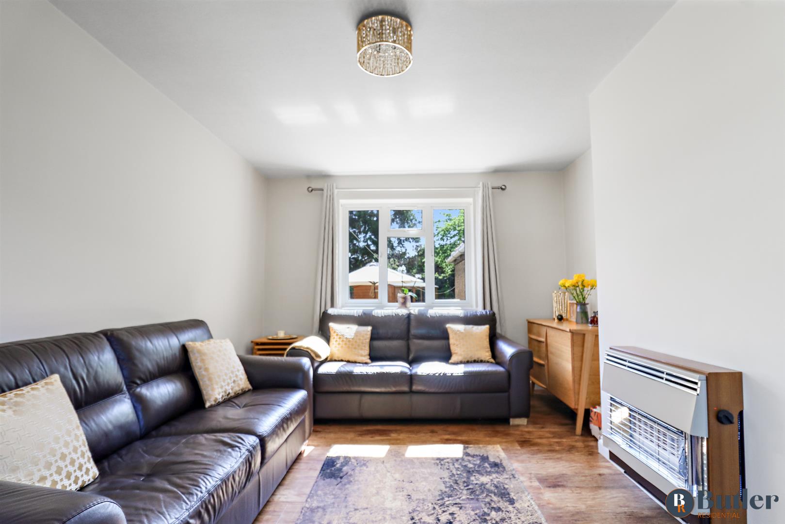 3 bed semi-detached house for sale in Mullway, Letchworth Garden City 2