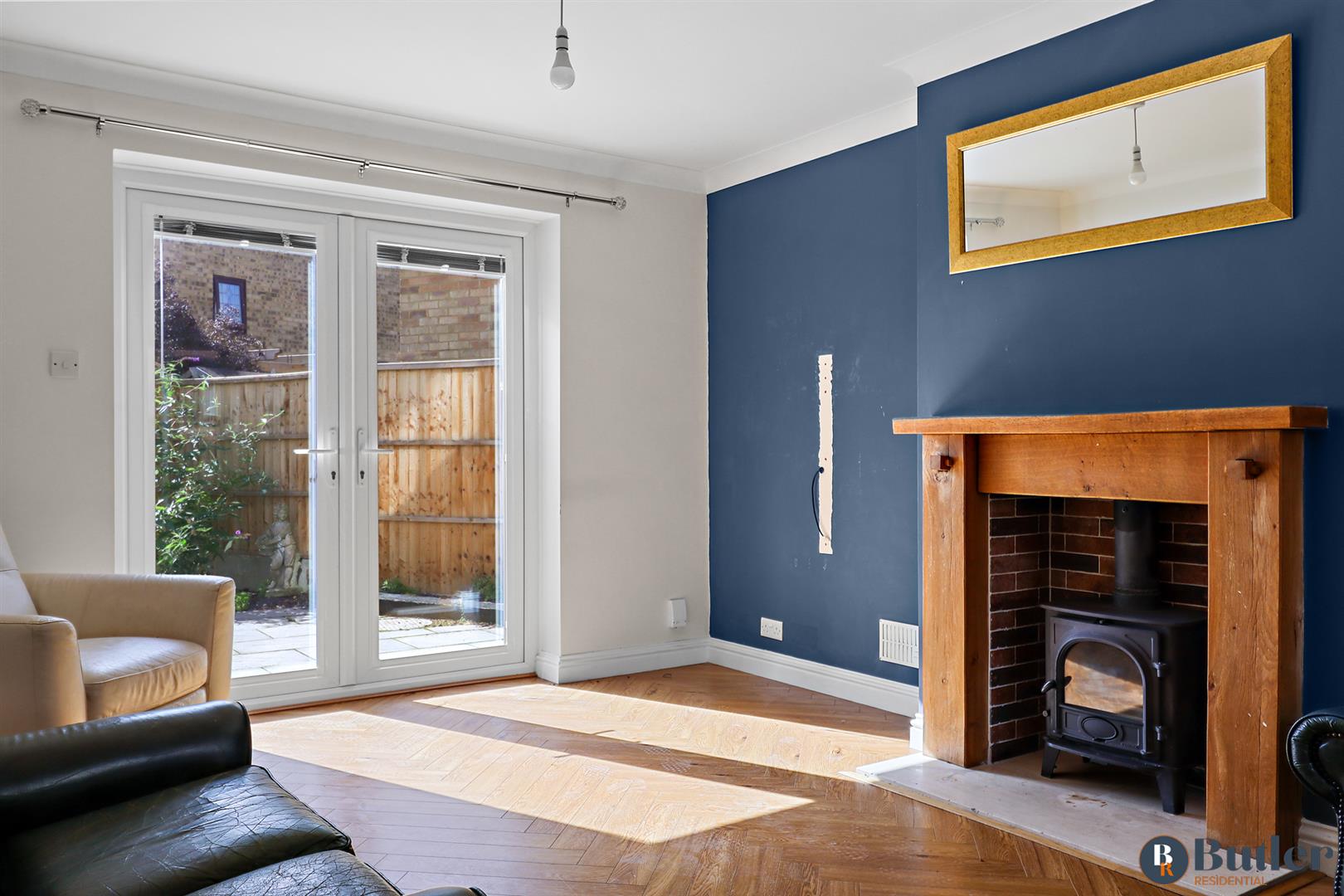 4 bed detached house for sale in Chalkdown, Stevenage 3