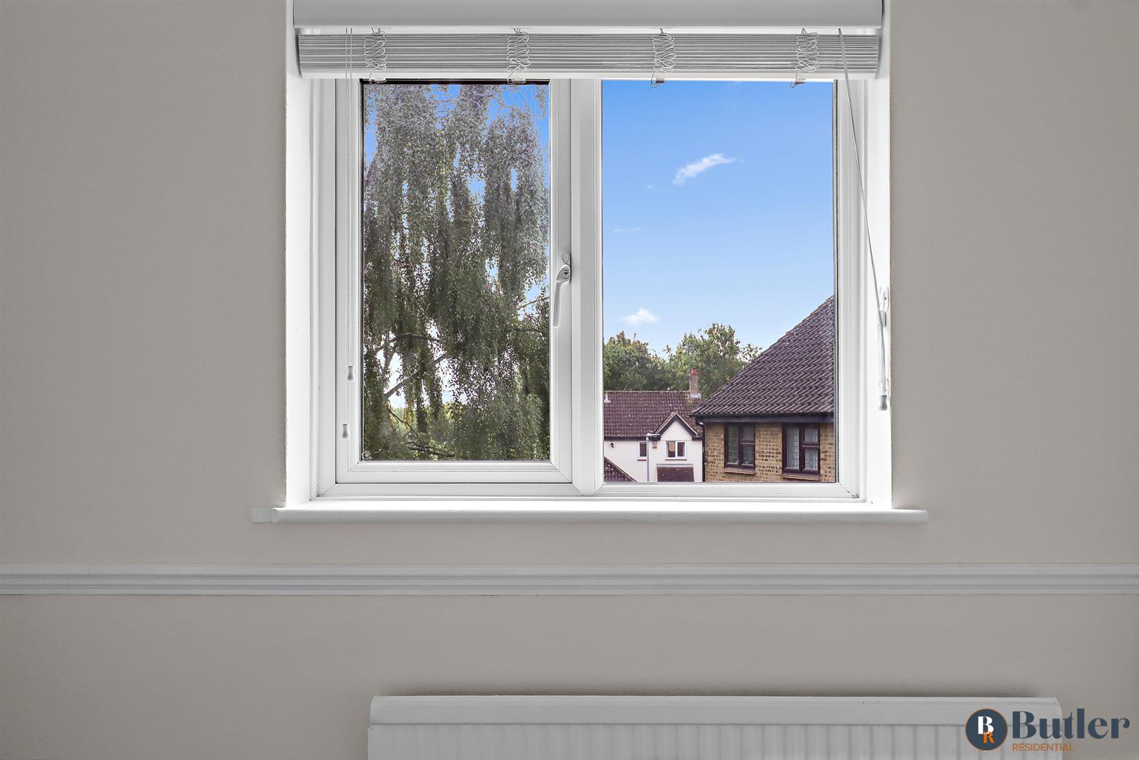 4 bed detached house for sale in Chalkdown, Stevenage  - Property Image 34