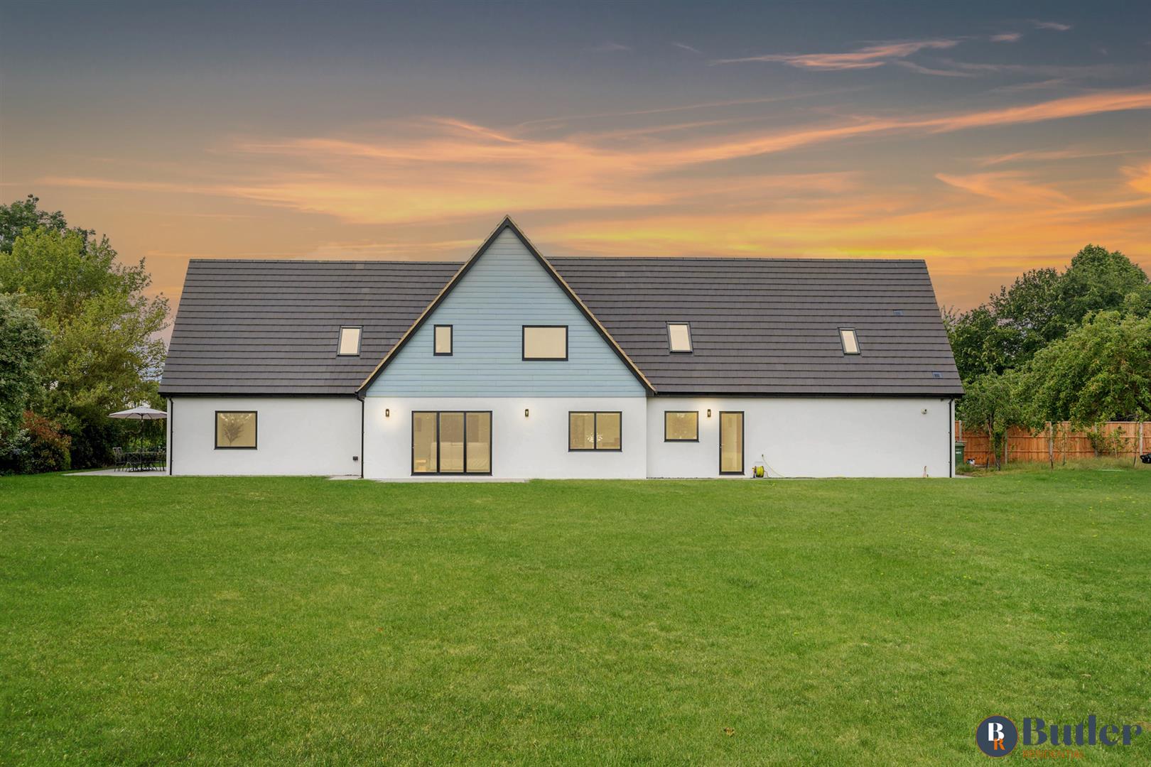 5 bed detached house for sale in Wintringham, St. Neots  - Property Image 118