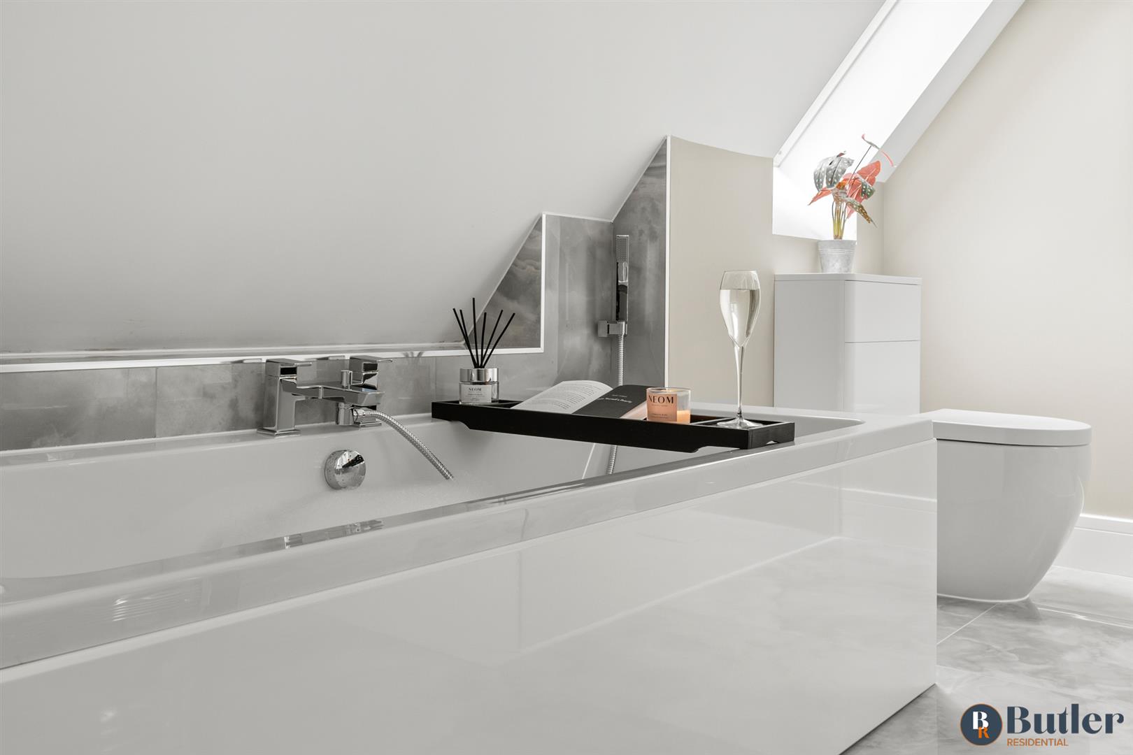 5 bed detached house for sale in Wintringham, St. Neots  - Property Image 63