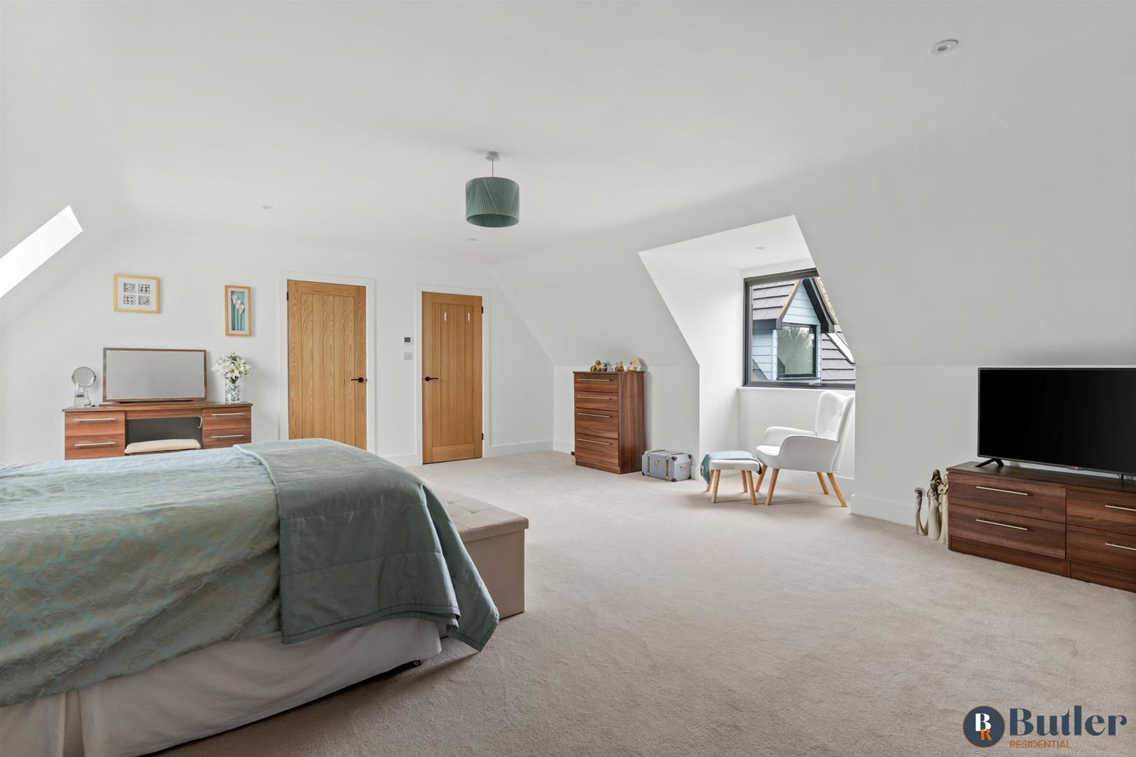 5 bed detached house for sale in Wintringham, St. Neots  - Property Image 86