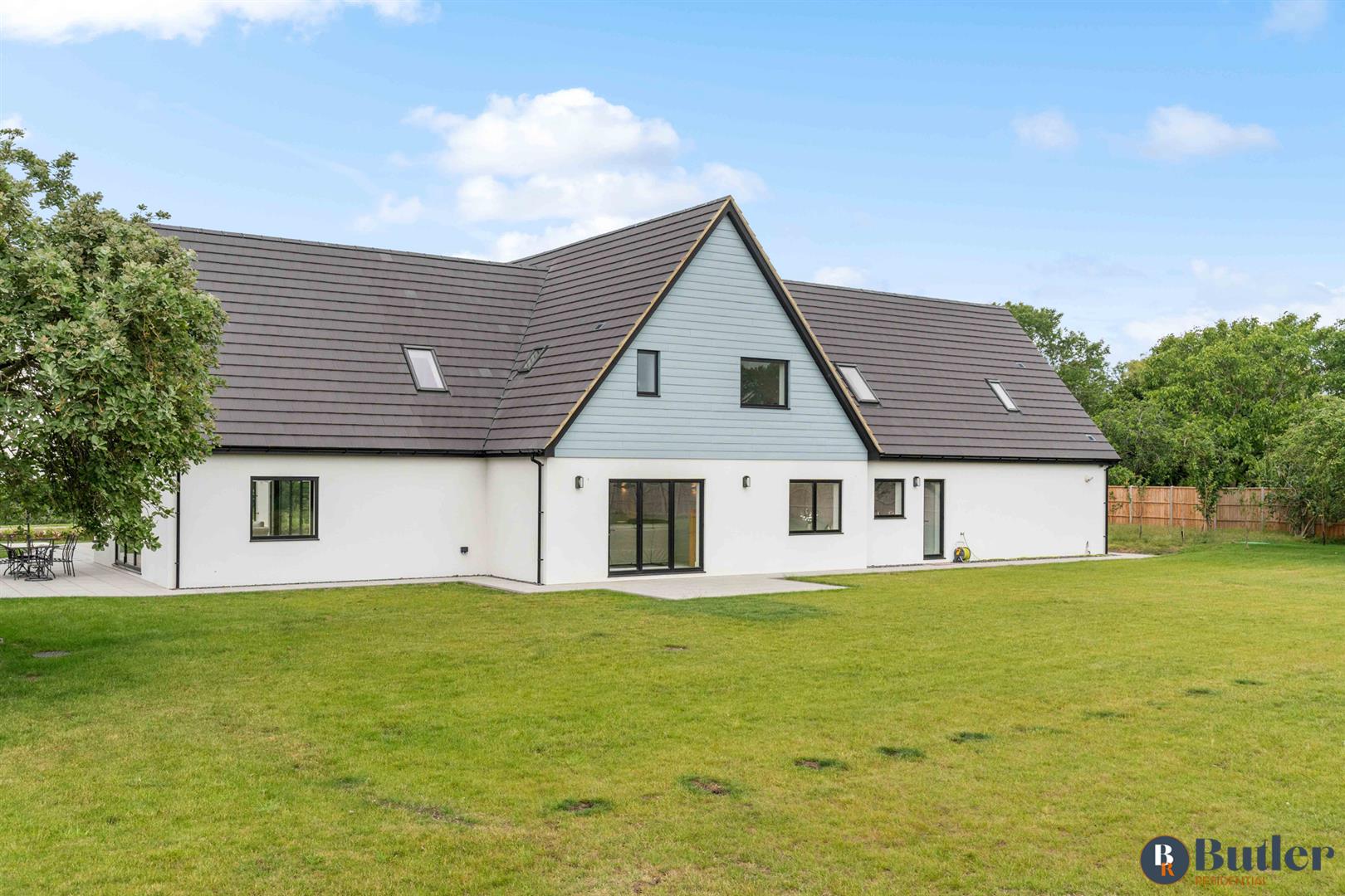 5 bed detached house for sale in Wintringham, St. Neots  - Property Image 104