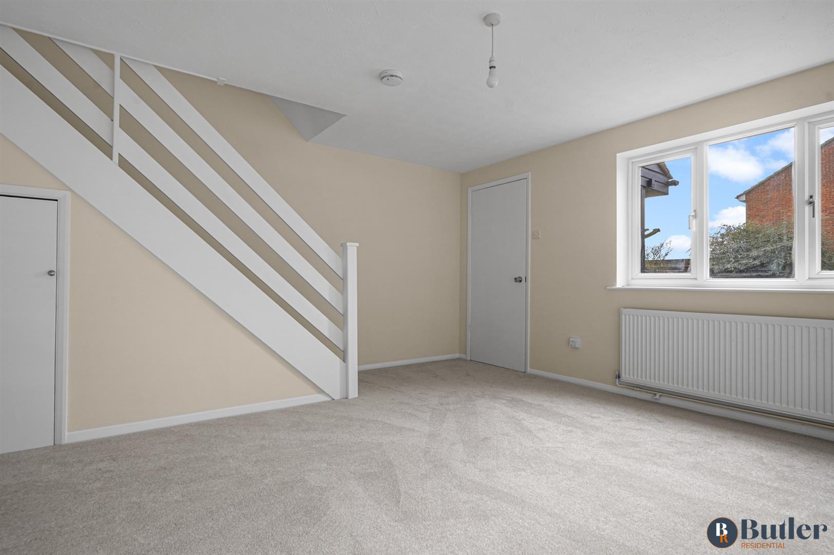 3 bed house for sale in Church Field, Ware  - Property Image 2