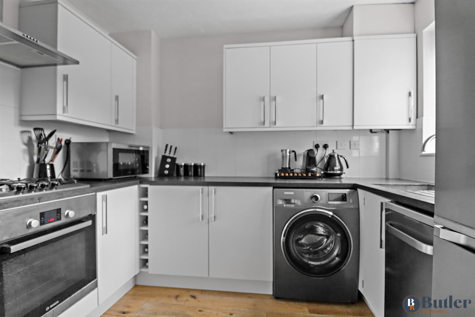 3 bed end of terrace house for sale in Morecambe Close, Stevenage  - Property Image 4