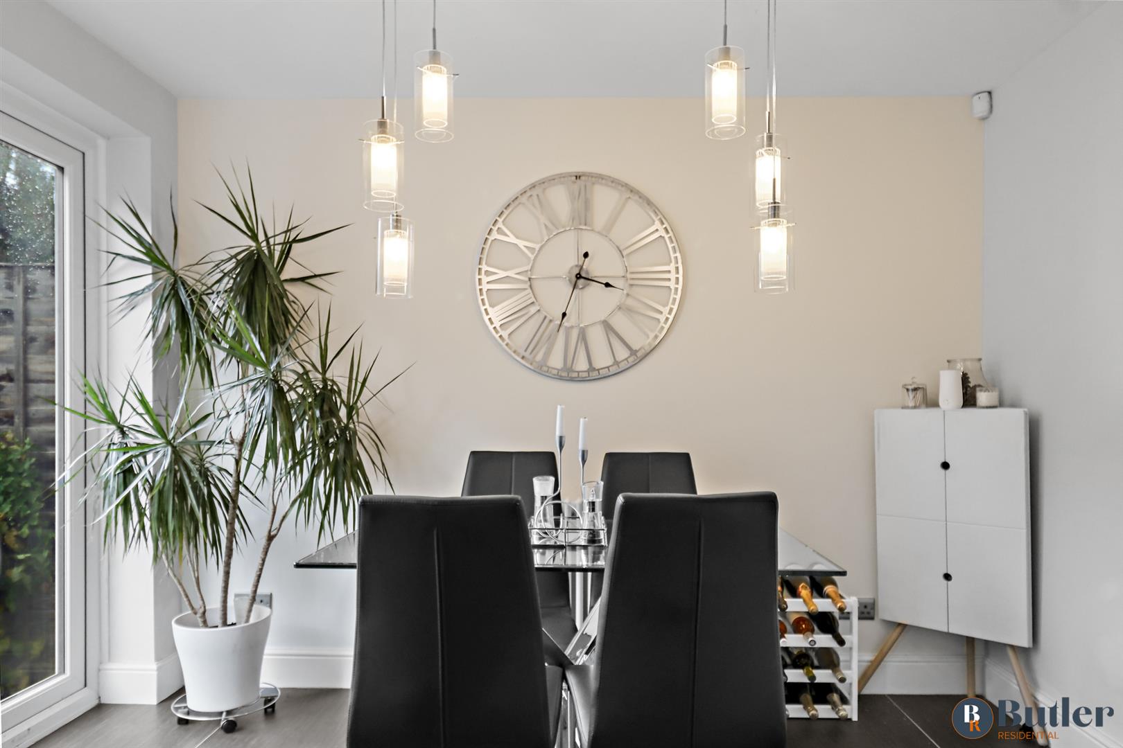 3 bed end of terrace house for sale in Chagny Close, Letchworth Garden City  - Property Image 15