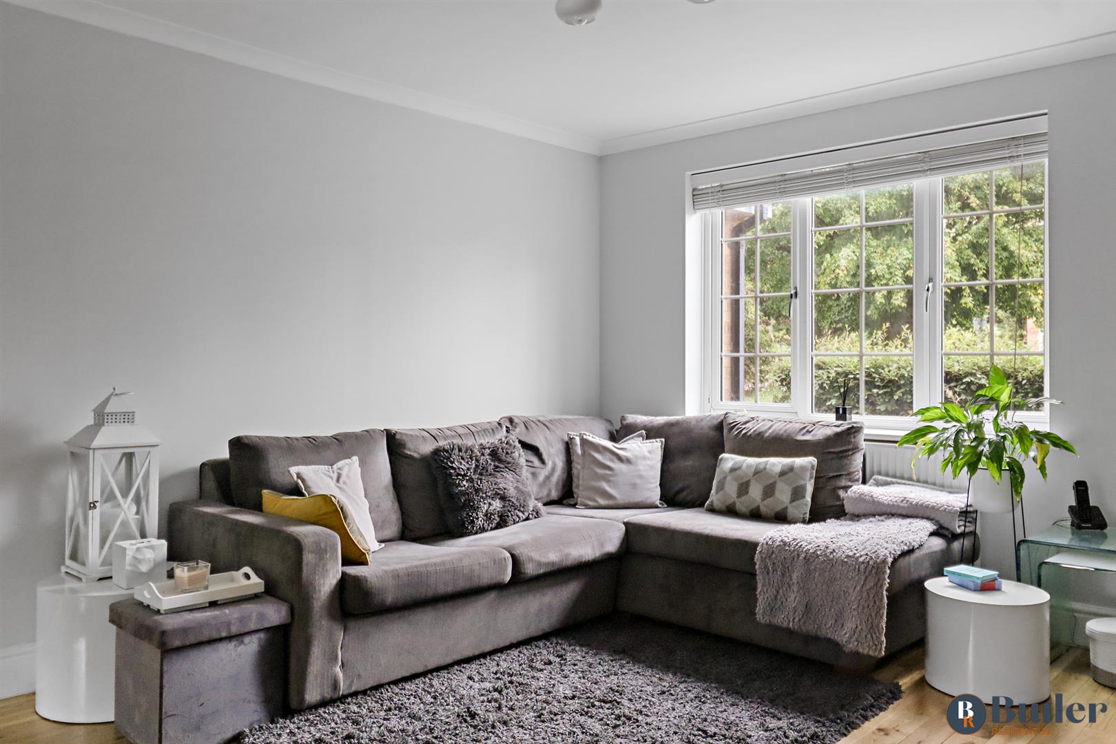 3 bed end of terrace house for sale in Chagny Close, Letchworth Garden City  - Property Image 5