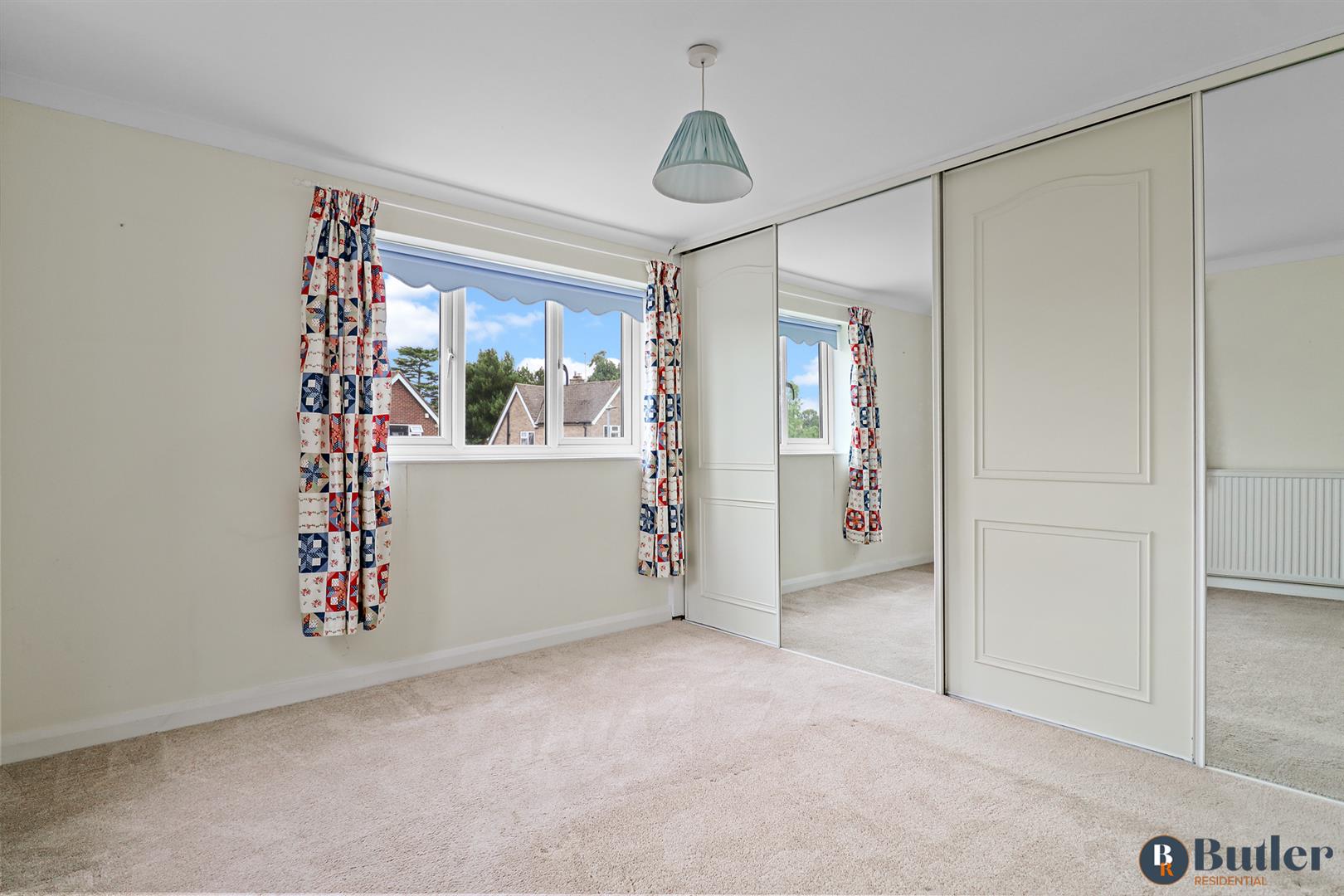 2 bed semi-detached house for sale in Orchard Crescent, Stevenage  - Property Image 21