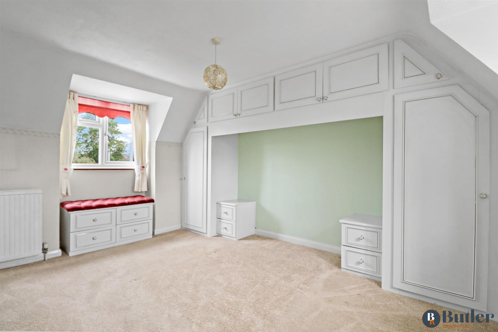 2 bed semi-detached house for sale in Orchard Crescent, Stevenage  - Property Image 23