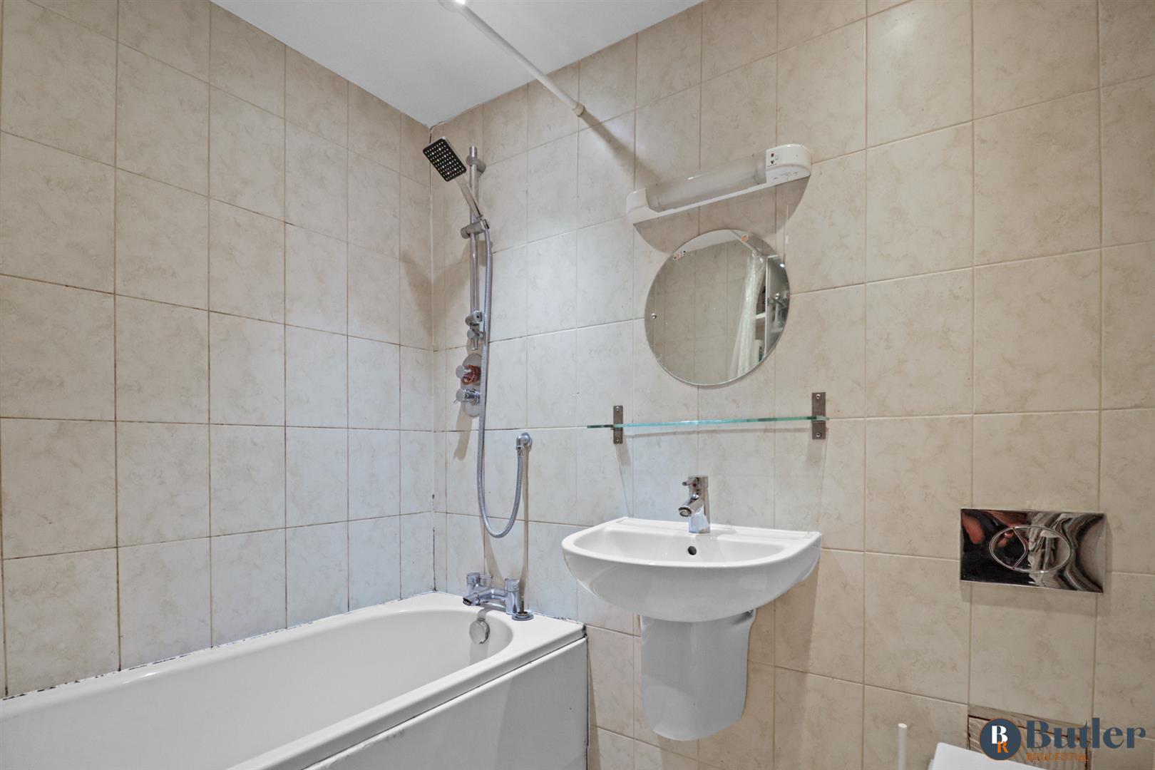 2 bed terraced house for sale in Three Tuns Close, Arlesey  - Property Image 16