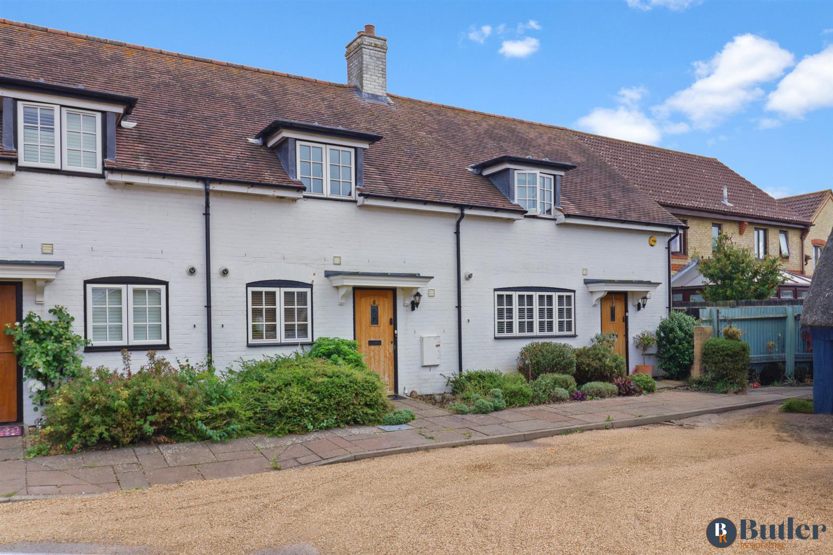 2 bed terraced house for sale in Three Tuns Close, Arlesey - Property Image 1