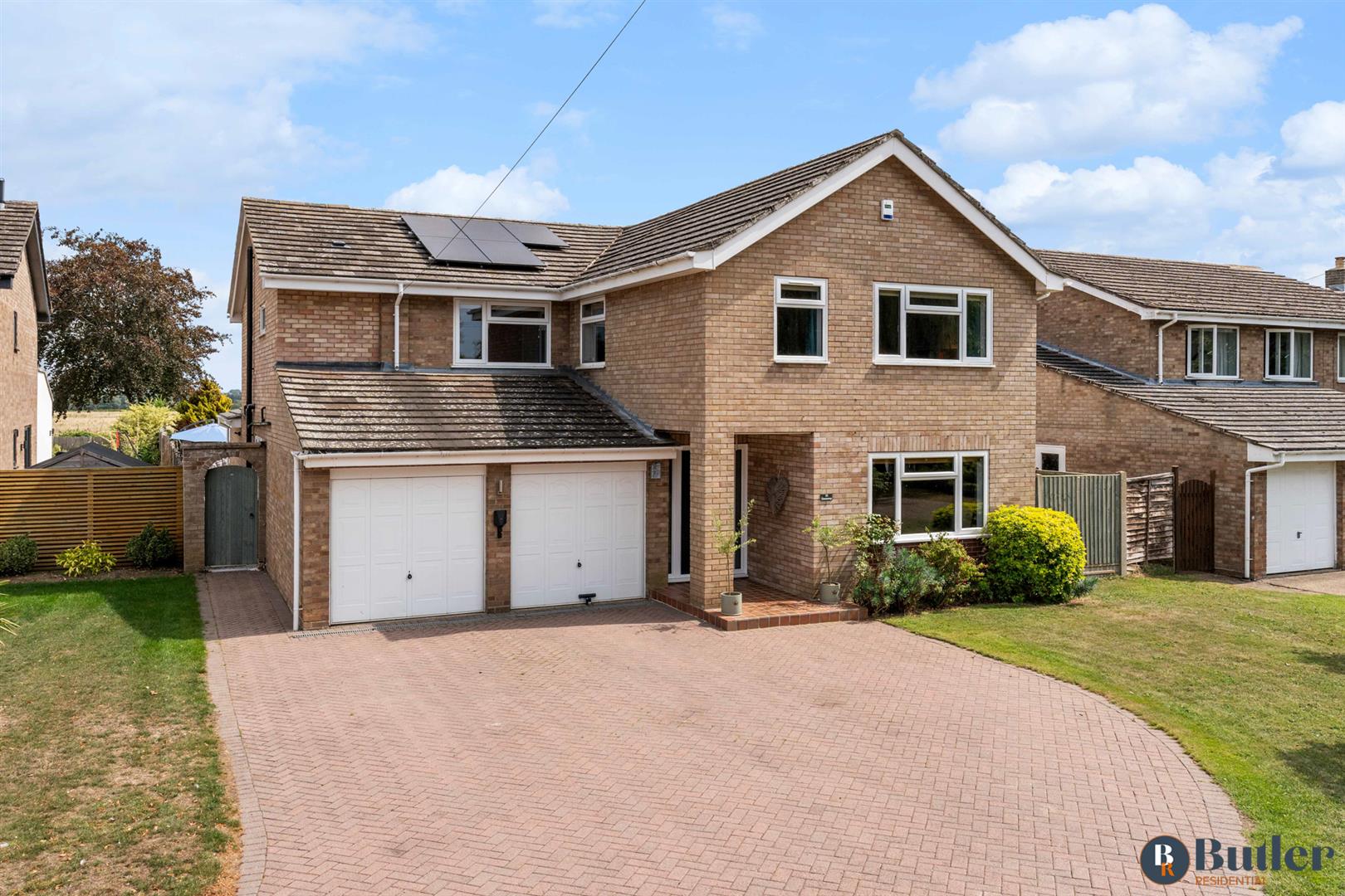 4 bed detached house for sale in Greenway, St. Neots, PE19