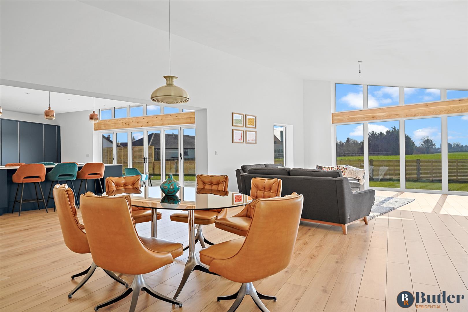 4 bed detached bungalow for sale in Grange View, Blunham 8