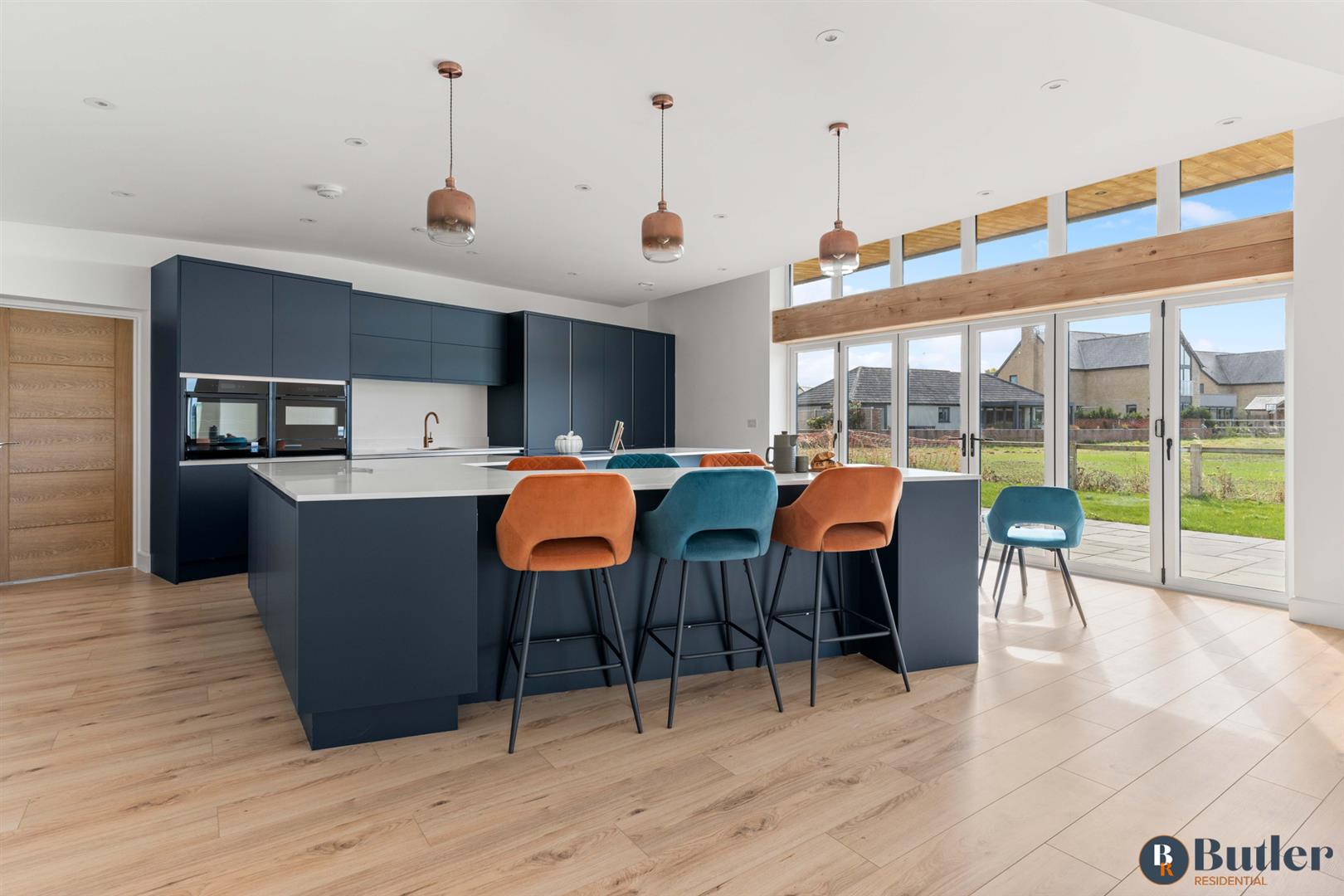 4 bed detached bungalow for sale in Grange View, Blunham  - Property Image 9