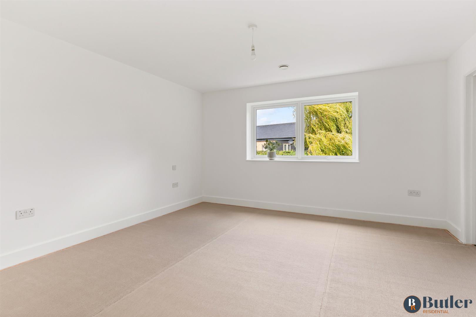 4 bed detached bungalow for sale in Grange View, Blunham 51