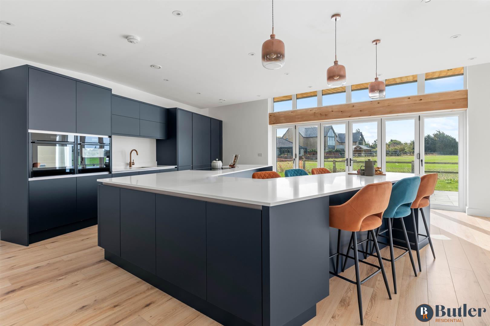 4 bed detached bungalow for sale in Grange View, Blunham  - Property Image 8