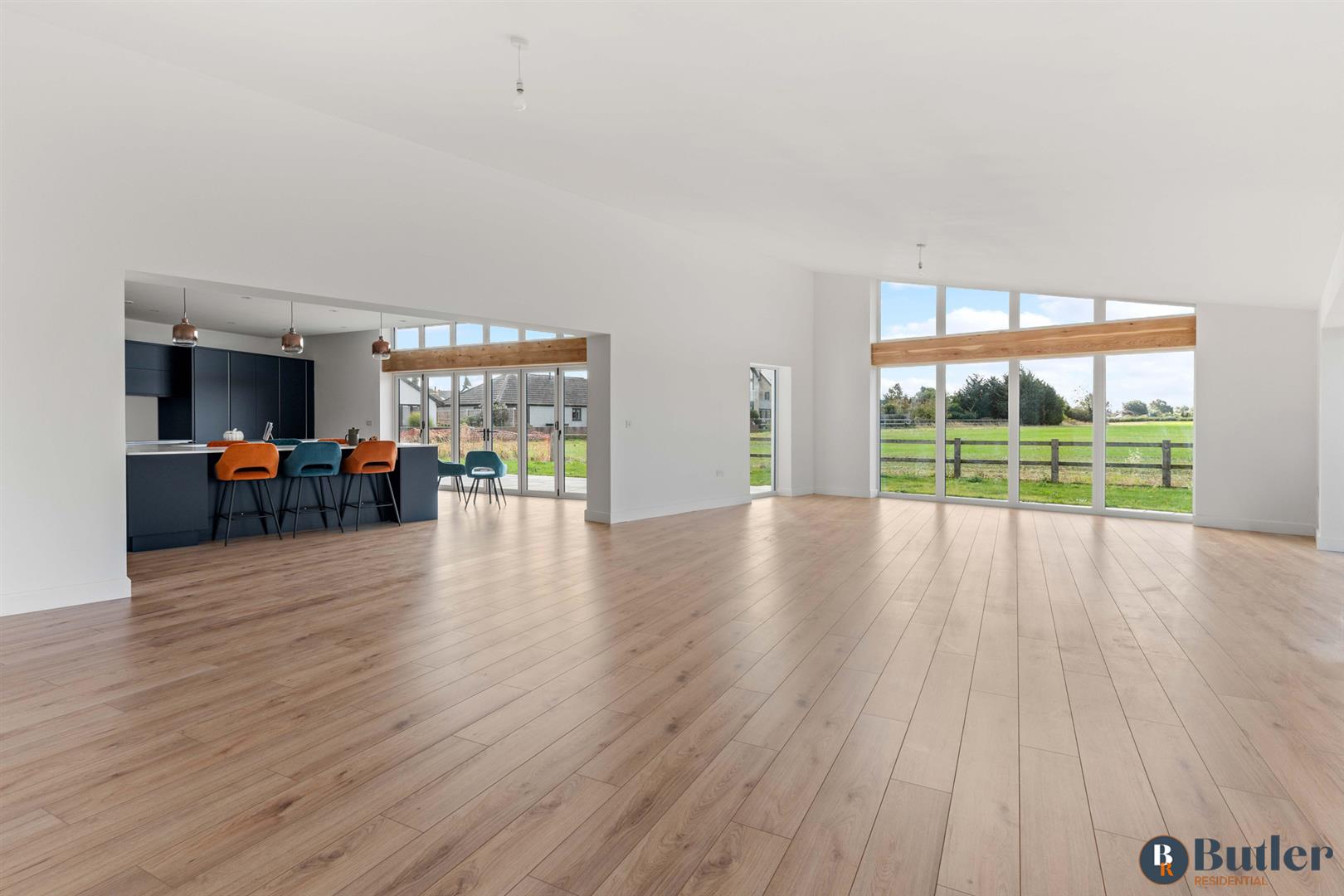 4 bed detached bungalow for sale in Grange View, Blunham 34