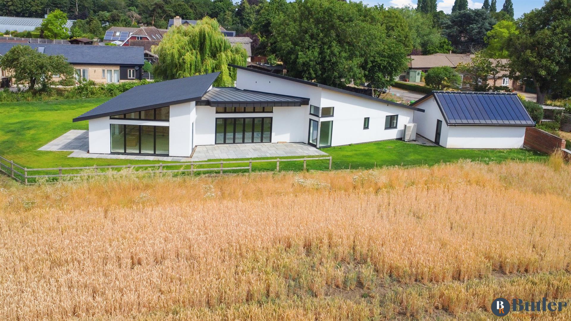 4 bed detached bungalow for sale in Grange View, Blunham  - Property Image 76