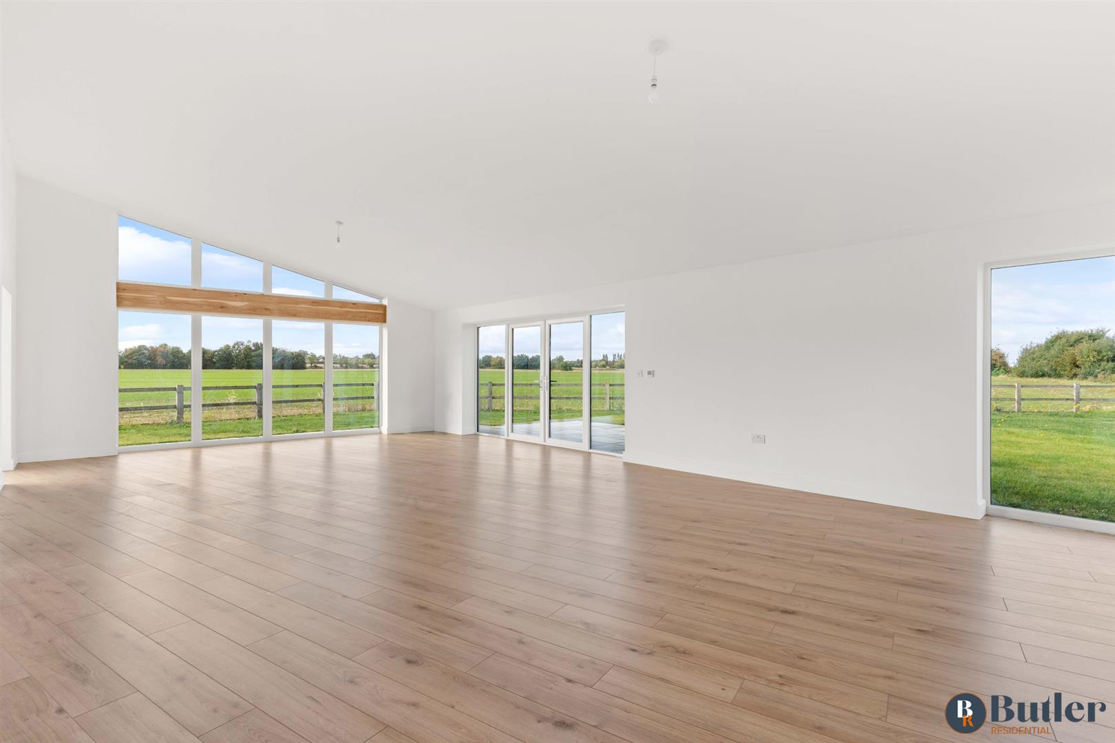 4 bed detached bungalow for sale in Grange View, Blunham  - Property Image 29