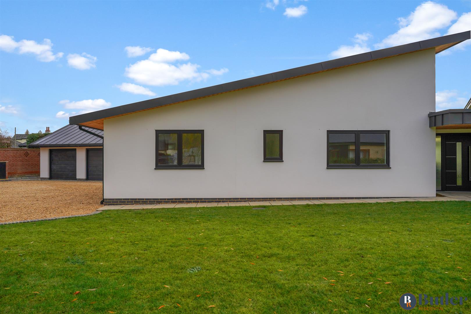 4 bed detached bungalow for sale in Grange View, Blunham  - Property Image 64