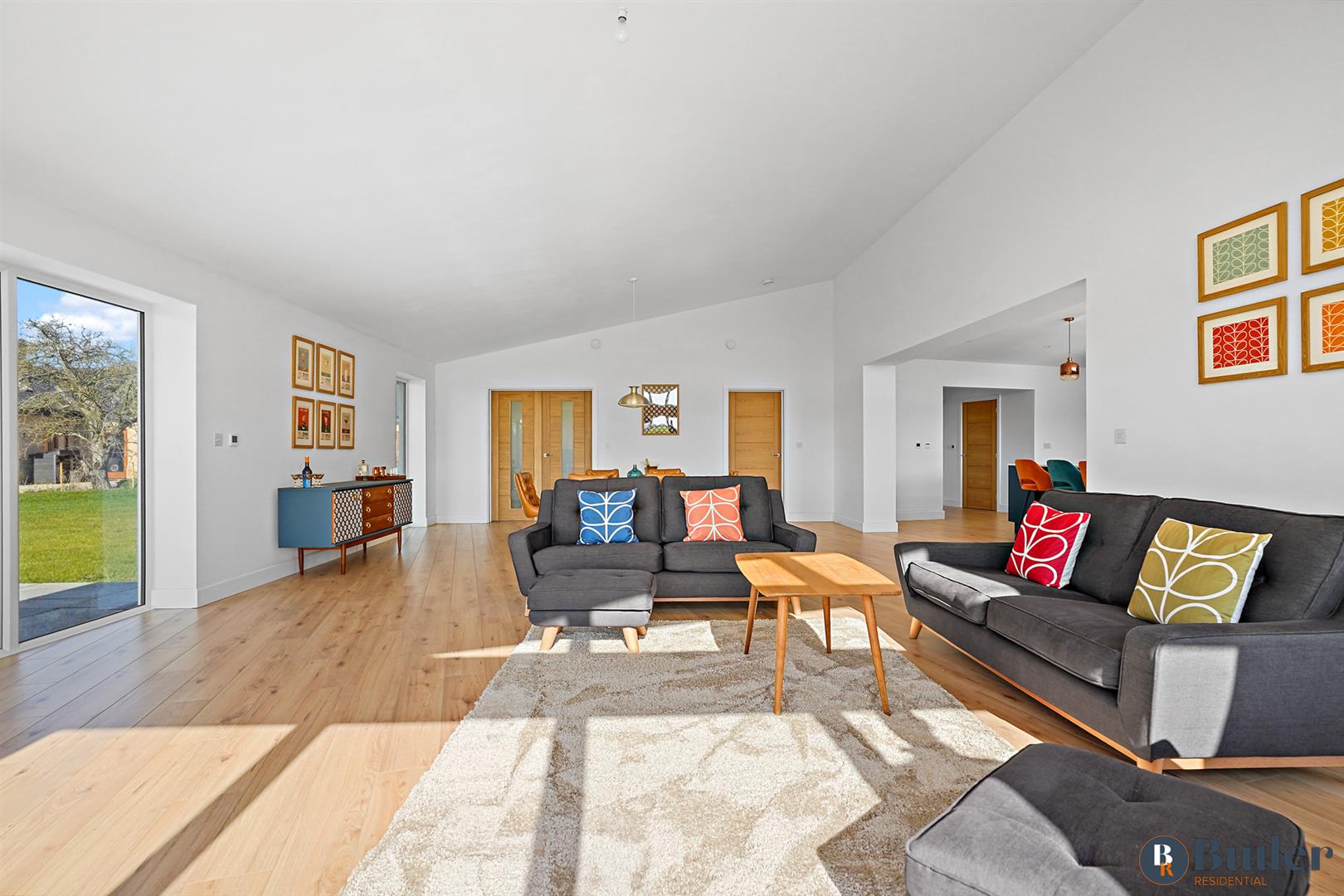 4 bed detached bungalow for sale in Grange View, Blunham 4