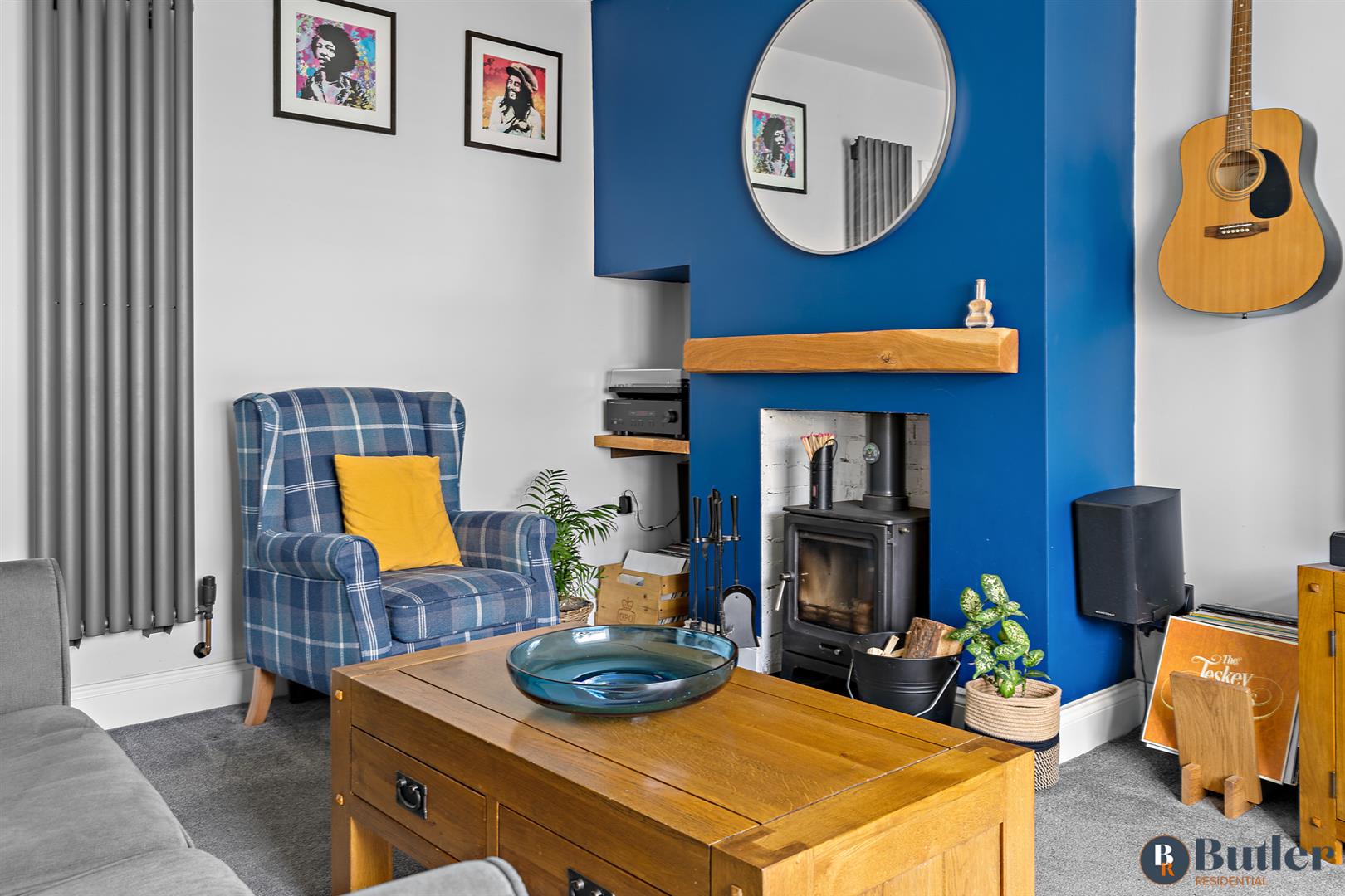 2 bed end of terrace house for sale in Groveside, Henlow 6