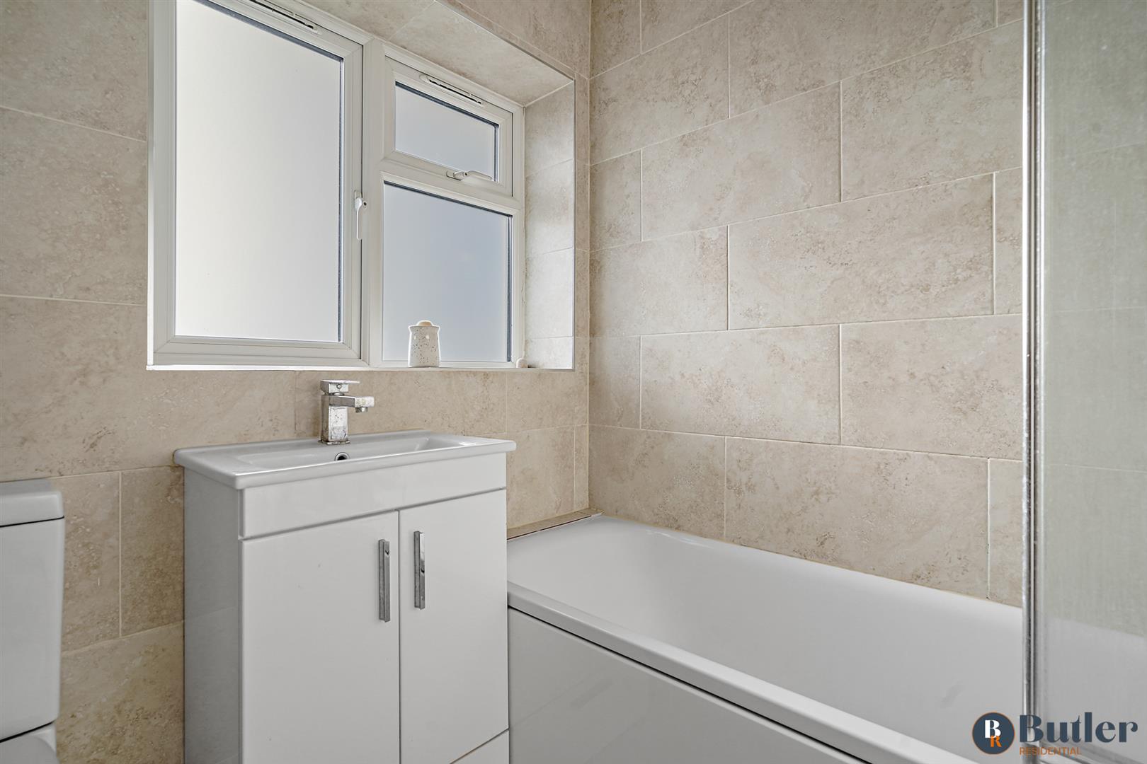 3 bed terraced house for sale in Marymead Drive, Stevenage 21