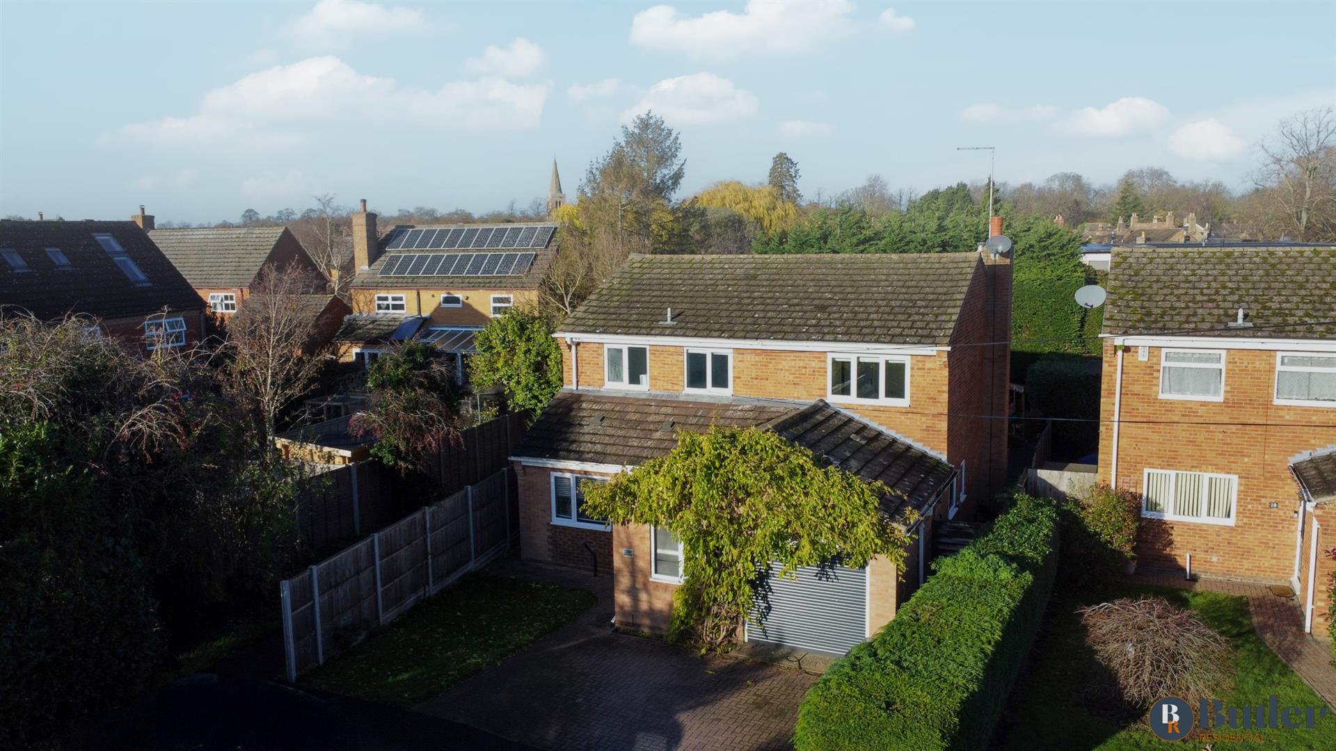 4 bed detached house for sale in Burberry Road, St. Neots - Property Image 1