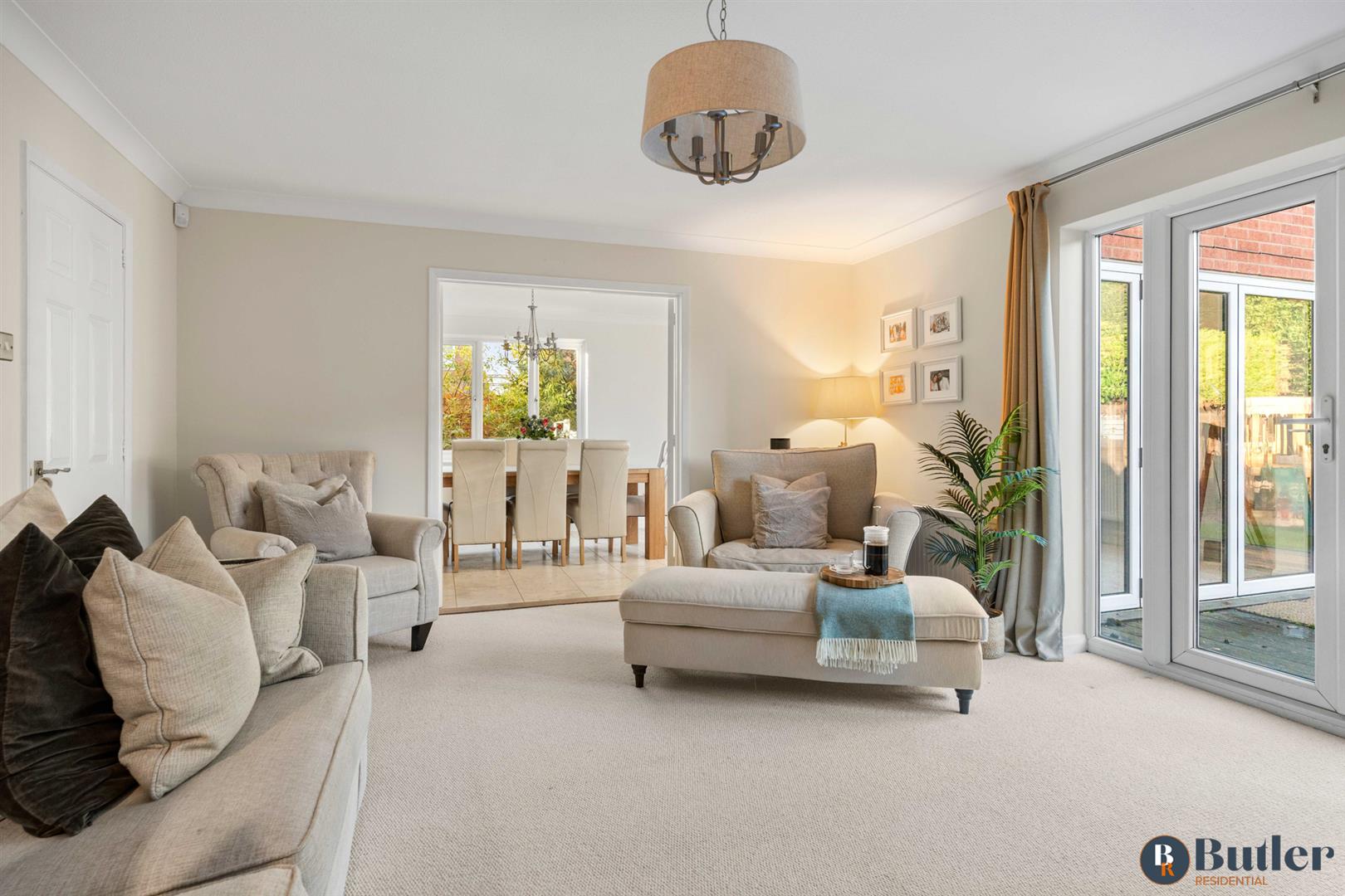 4 bed detached house for sale in Burberry Road, St. Neots 1