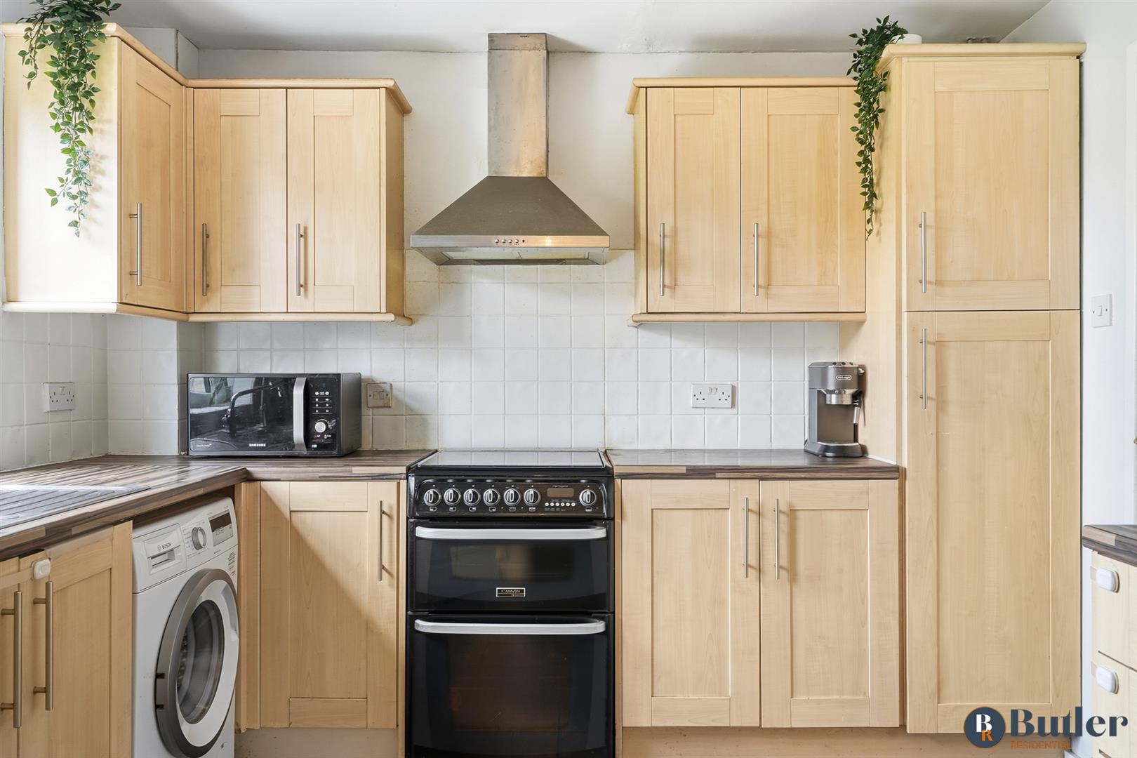 3 bed semi-detached house for sale in Lymington Road, Stevenage  - Property Image 11