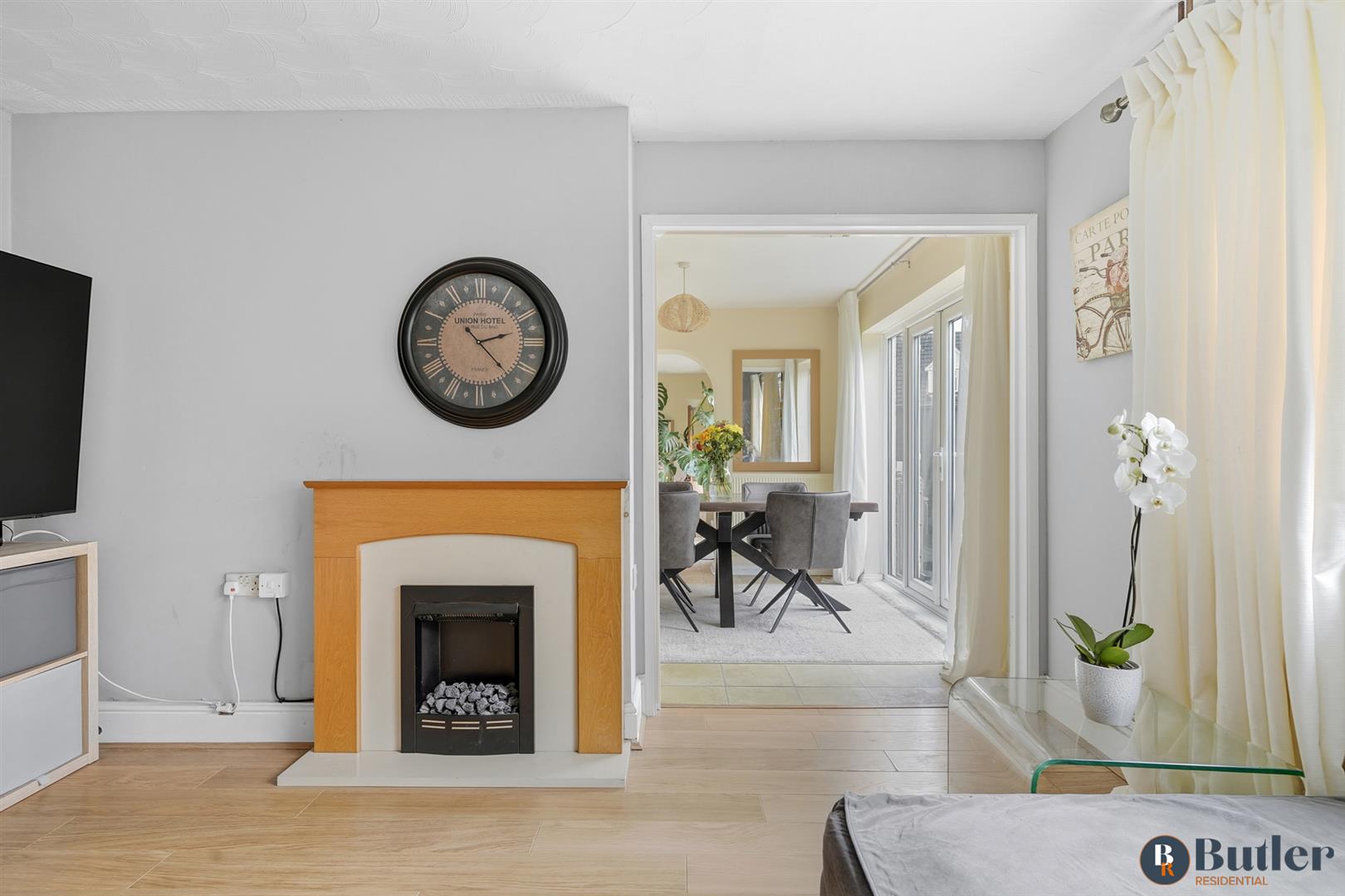 3 bed semi-detached house for sale in Lymington Road, Stevenage  - Property Image 7