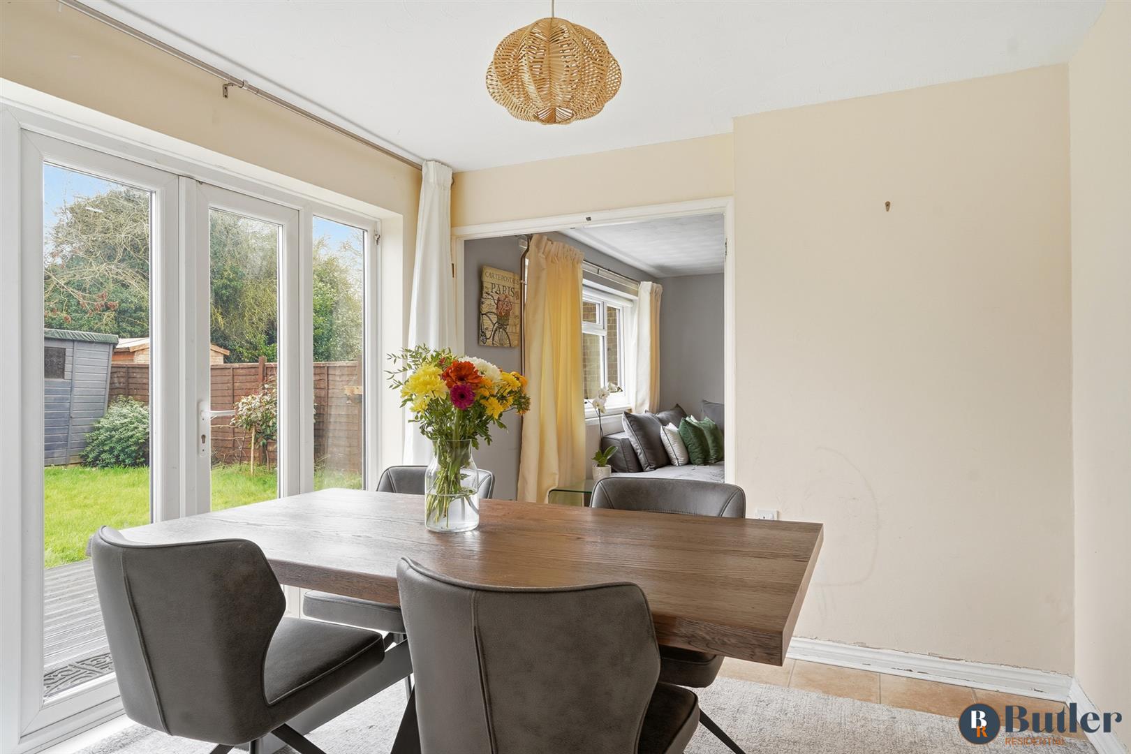 3 bed semi-detached house for sale in Lymington Road, Stevenage  - Property Image 9