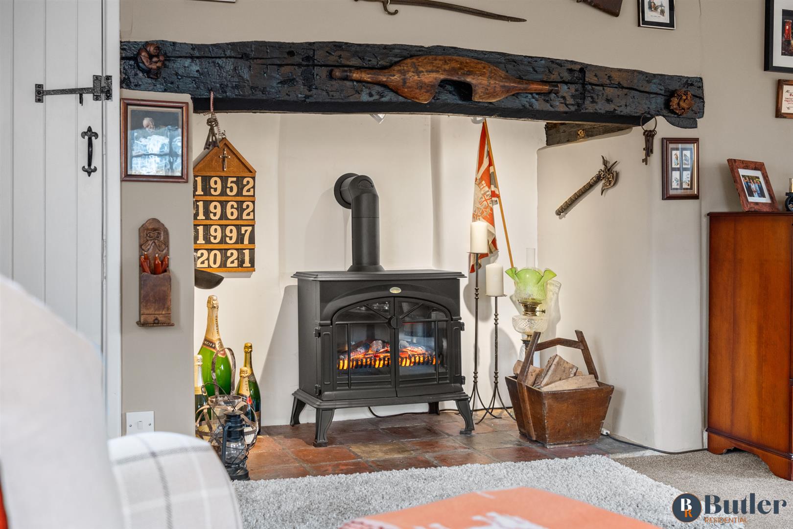 3 bed cottage for sale in High Street, St. Neots 19