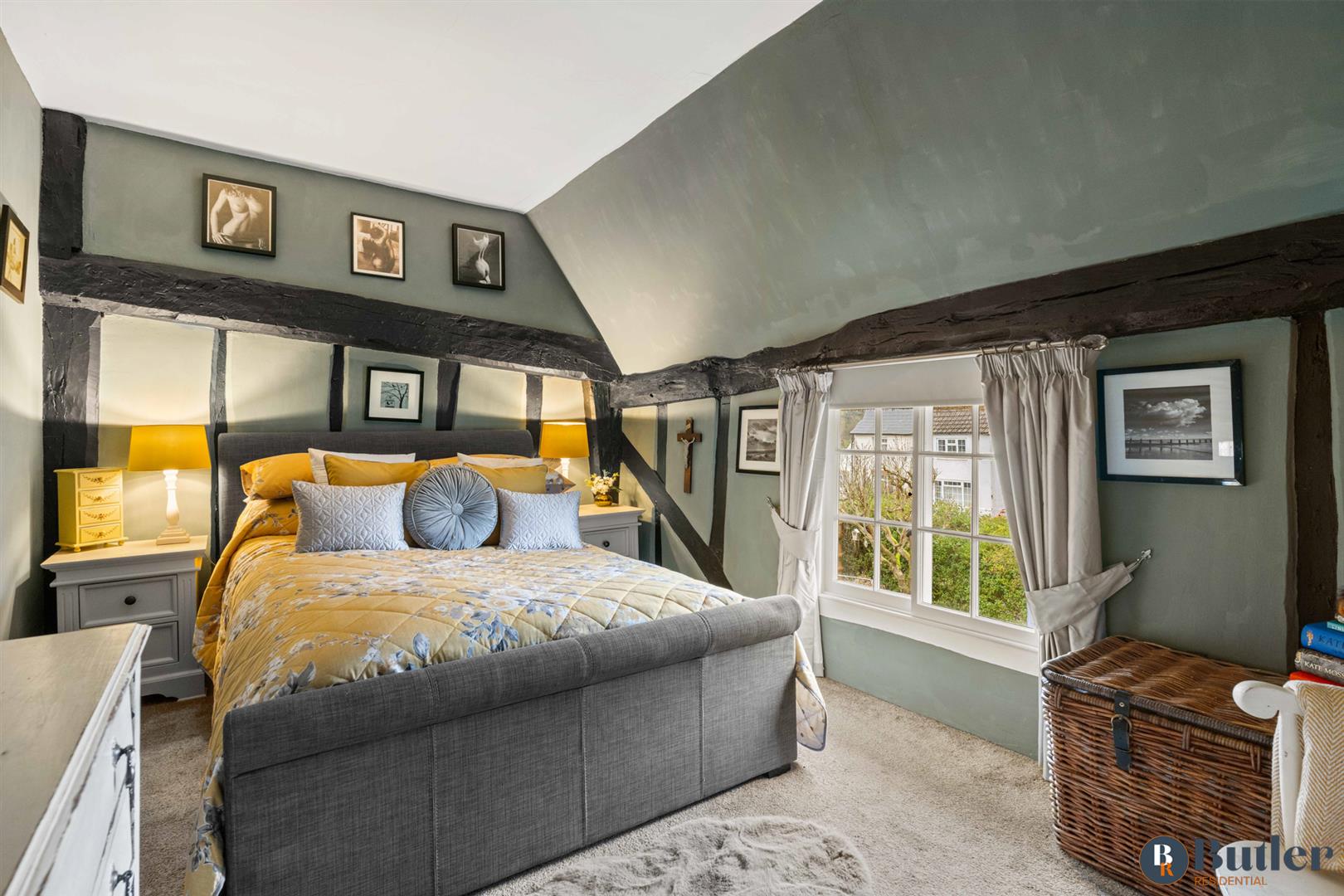 3 bed cottage for sale in High Street, St. Neots 38