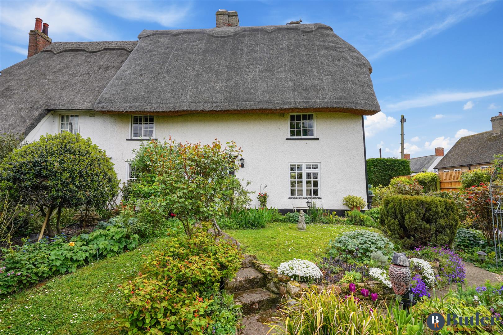 3 bed cottage for sale in High Street, St. Neots  - Property Image 67