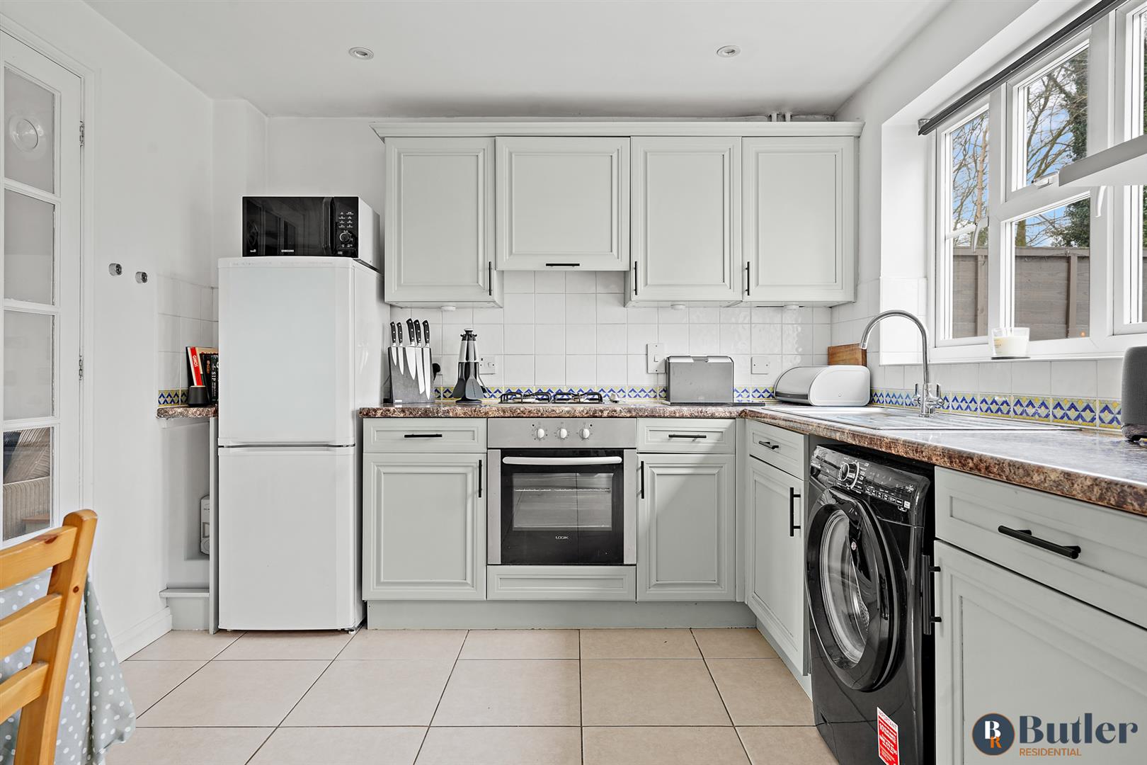2 bed terraced house for sale in Old Bourne Way, Stevenage 14