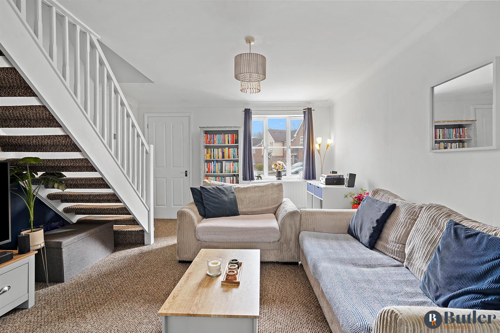 2 bed terraced house for sale in Old Bourne Way, Stevenage  - Property Image 2