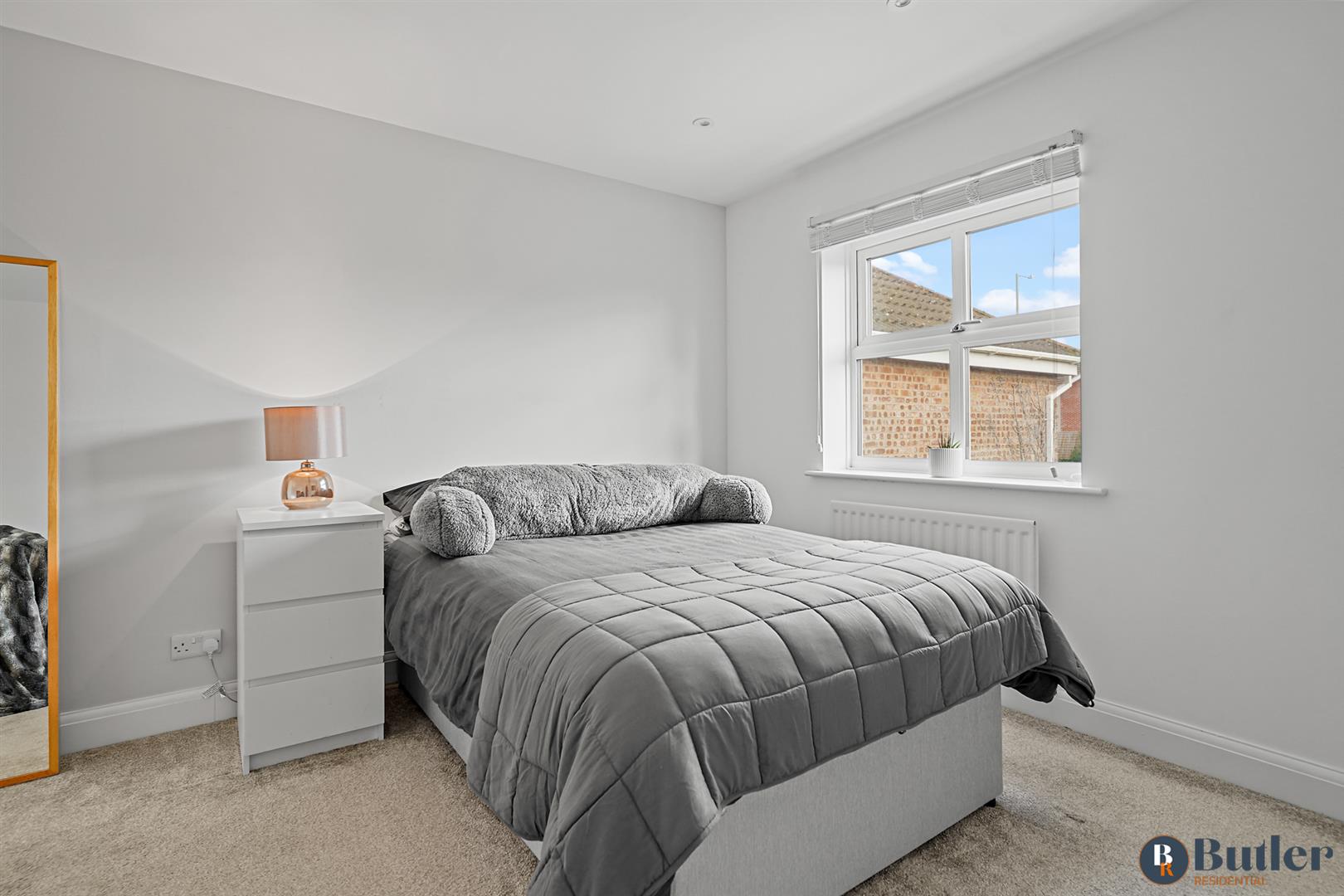 4 bed detached house for sale in Montgomery Avenue, Shefford 33