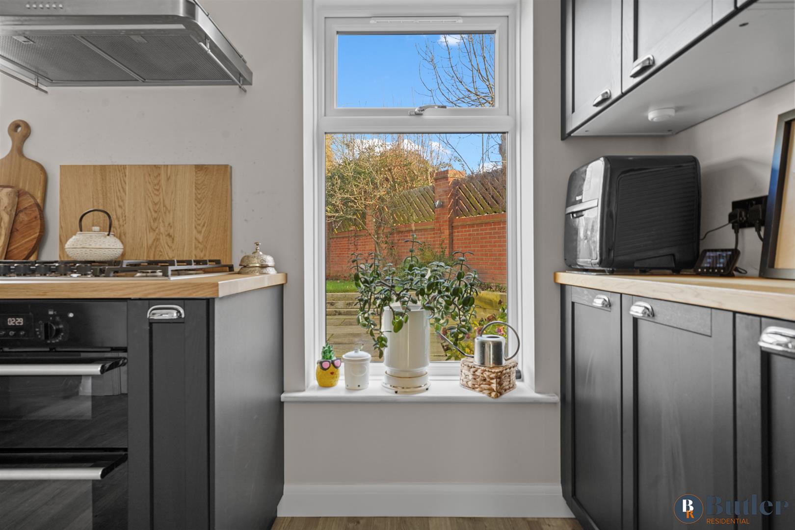 4 bed detached house for sale in Montgomery Avenue, Shefford  - Property Image 16